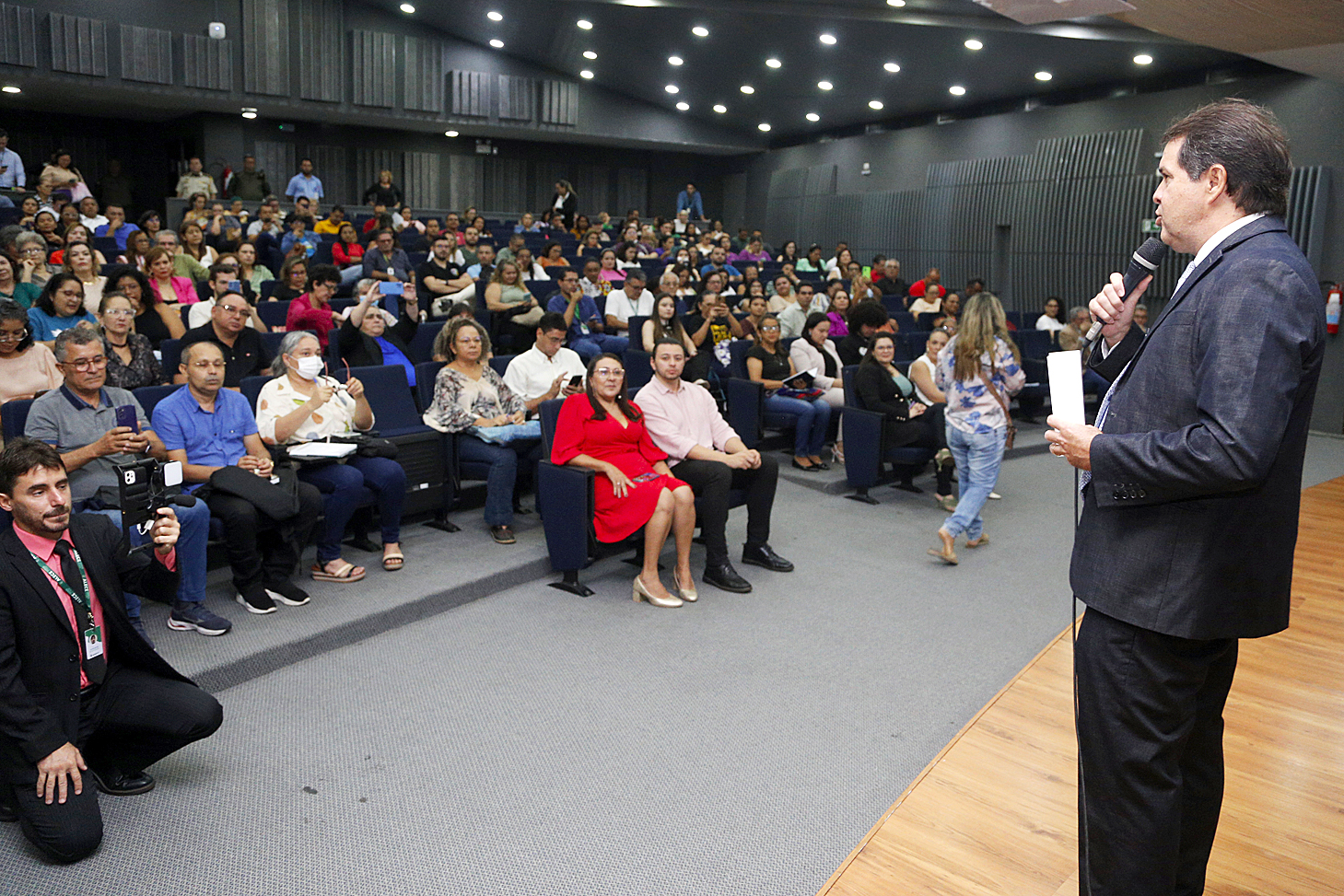 Presidente da Alece, deputado Evandro Leitão (PT) participa lançamento do curso “Gestão de Projetos para Organizações Sociais”