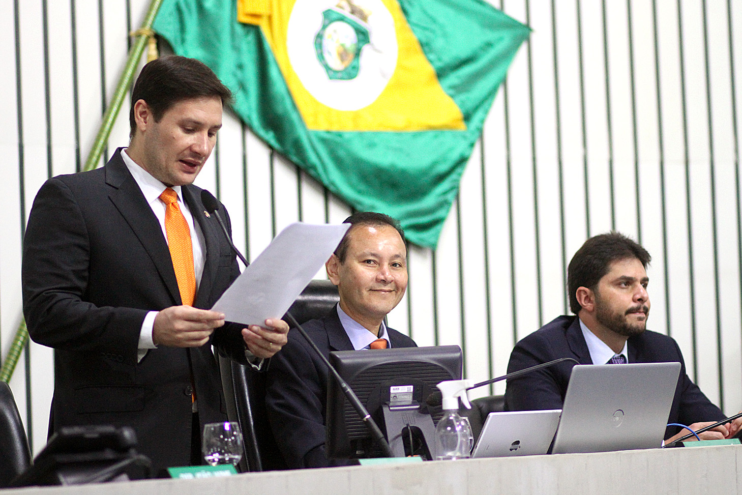 Leitura do expediente da sessão legislativa desta terça-feira