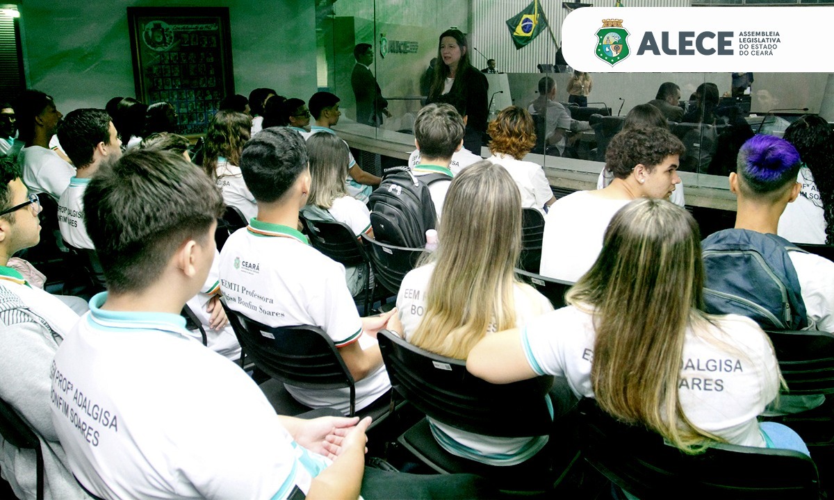 Ações na Alece incentivam a participação de jovens na política