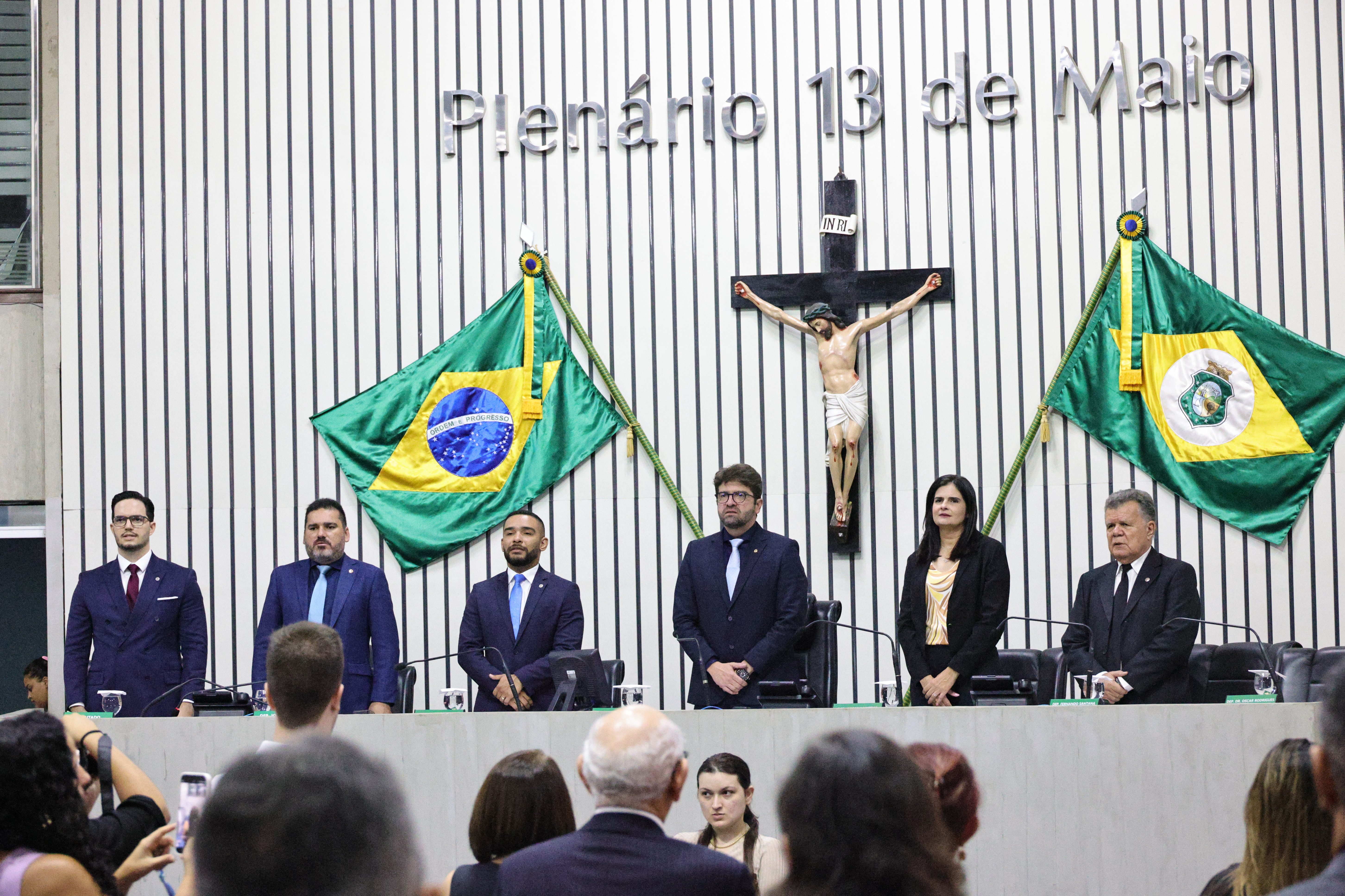 Papel do contabilista na sociedade brasileira é destacado em solenidade