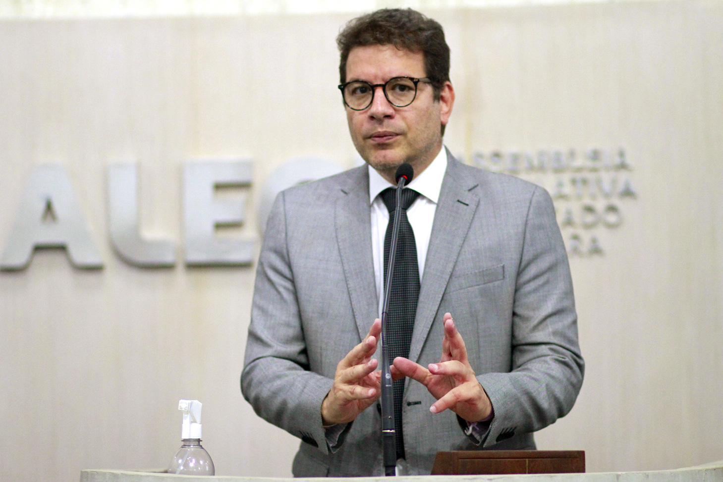 deputado Renato Roseno
