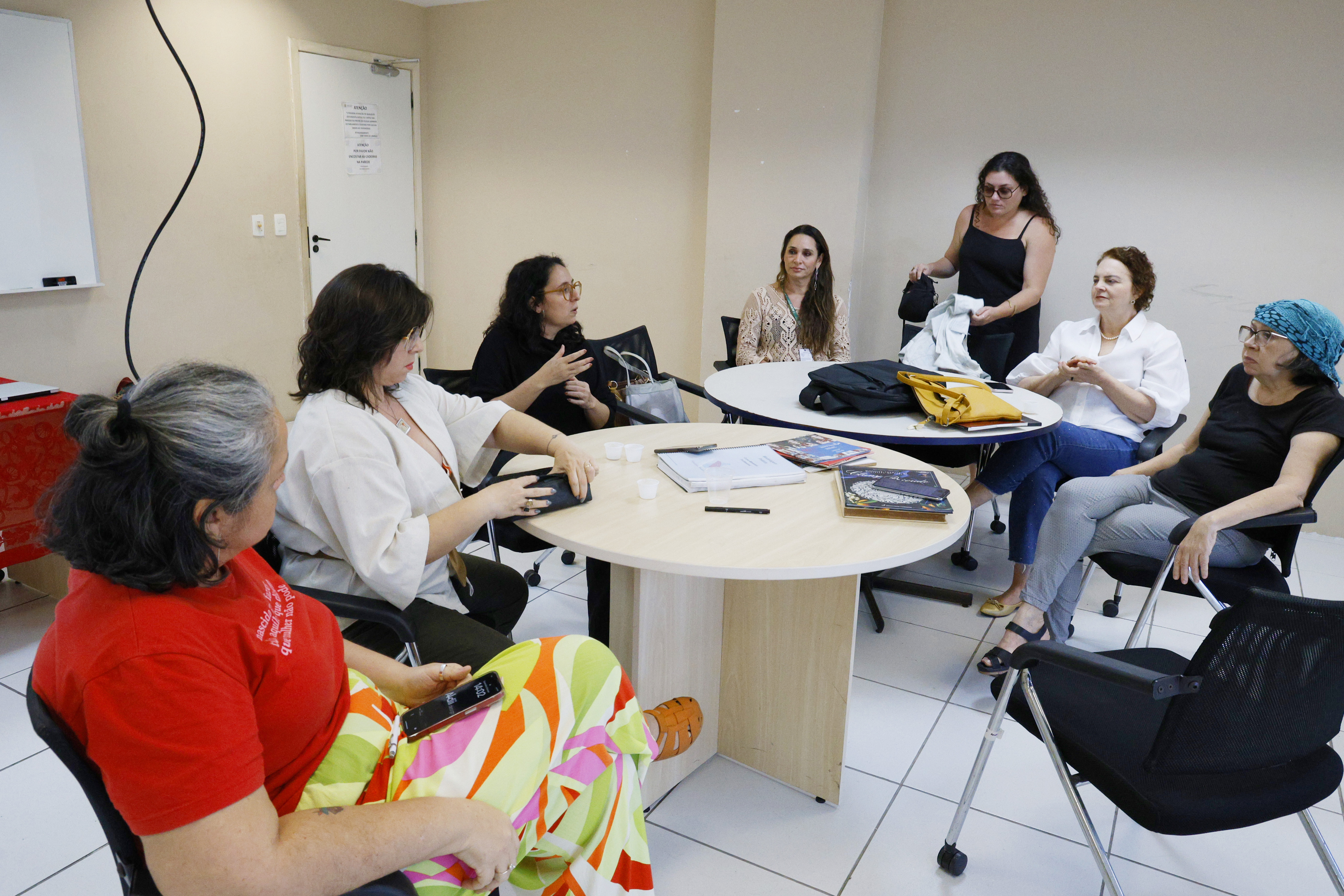 Projeto Renda gera Renda realiza formação de designers de moda que vão ministrar cursos
