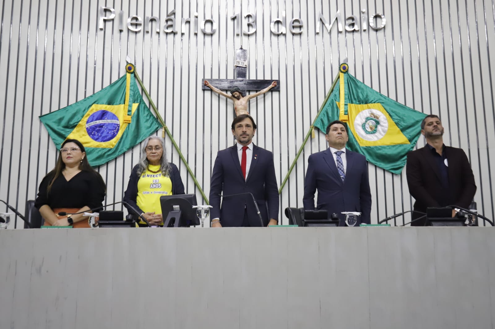 Assembleia Legislativa comemora os 35 anos do Sintect-CE e o Dia do Carteiro