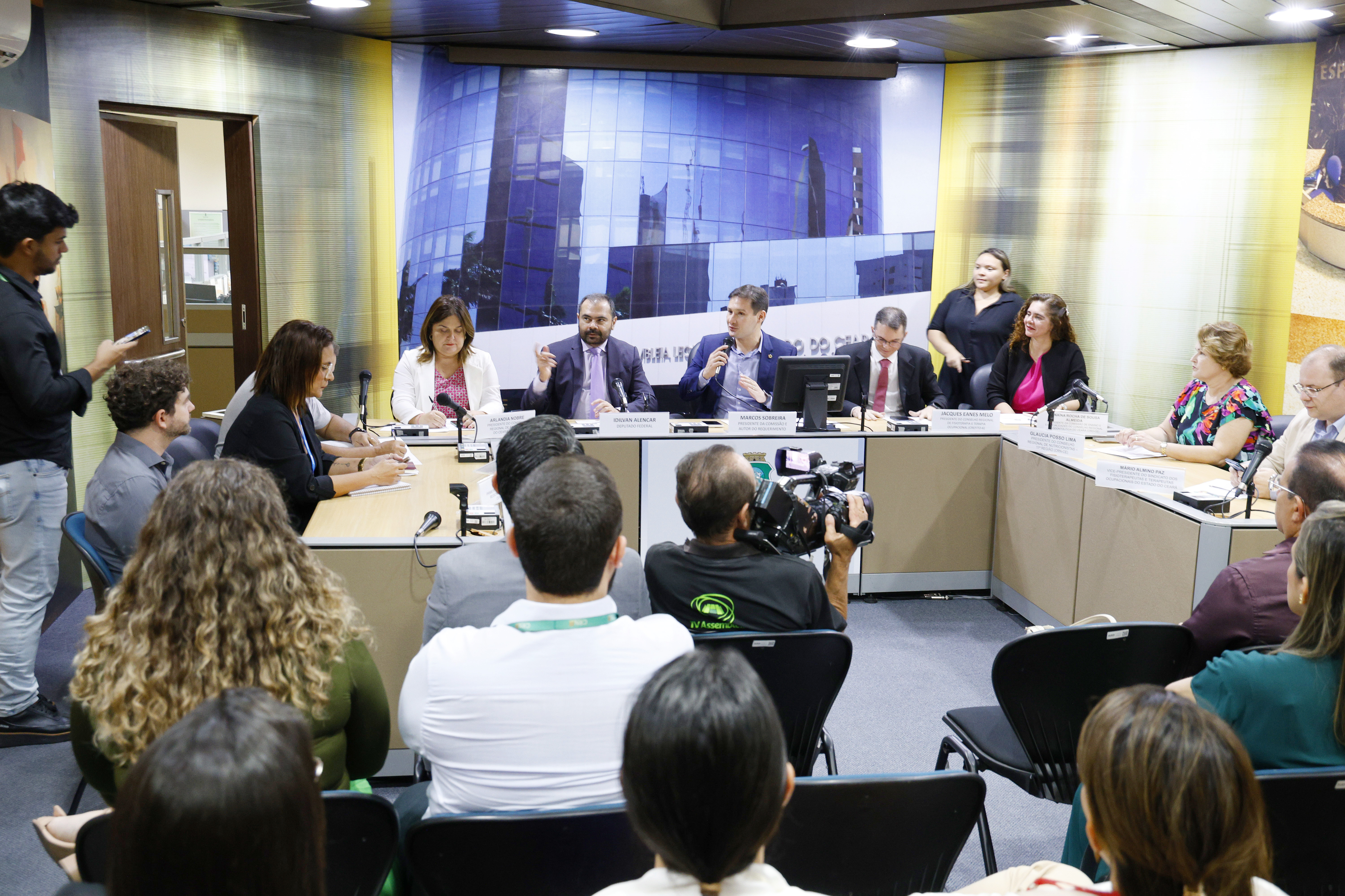 Profissionais cobram fiscalização de cursos a distância na área da Saúde