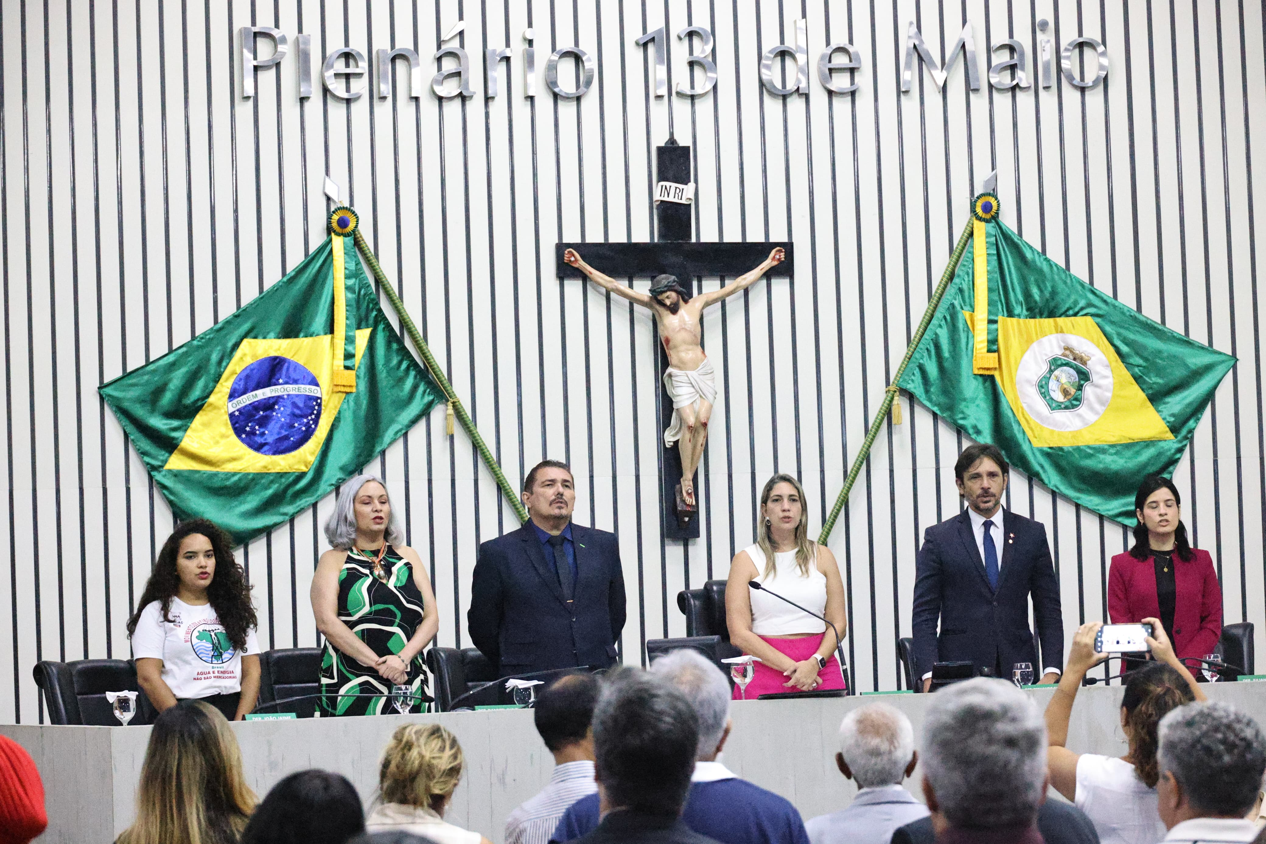 Atuação do Sindeletro em defesa dos eletricitários é reconhecida em solene na Alece