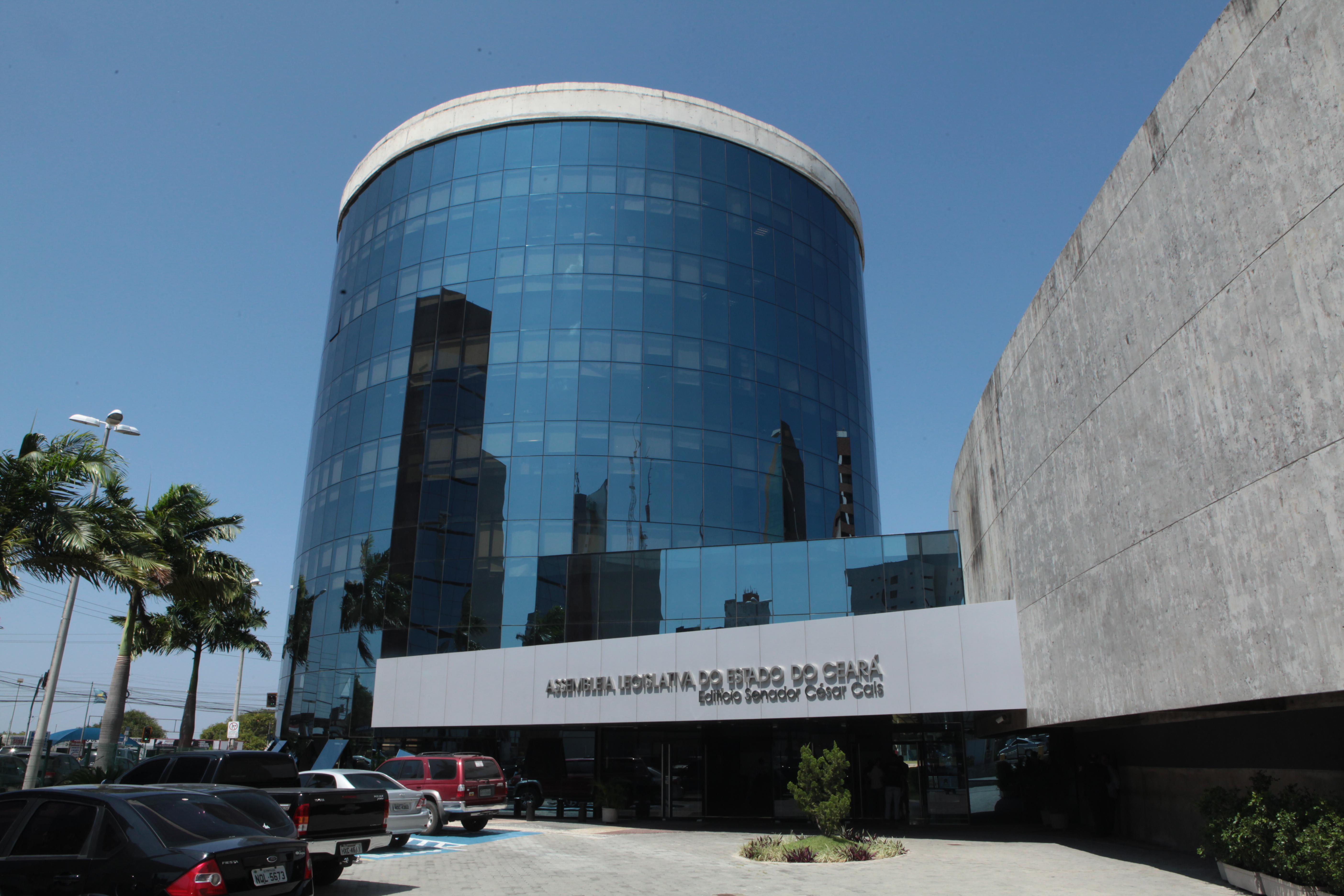 Cadeia produtiva da apicultura no Ceará será discutida na Alece nesta terça-feira