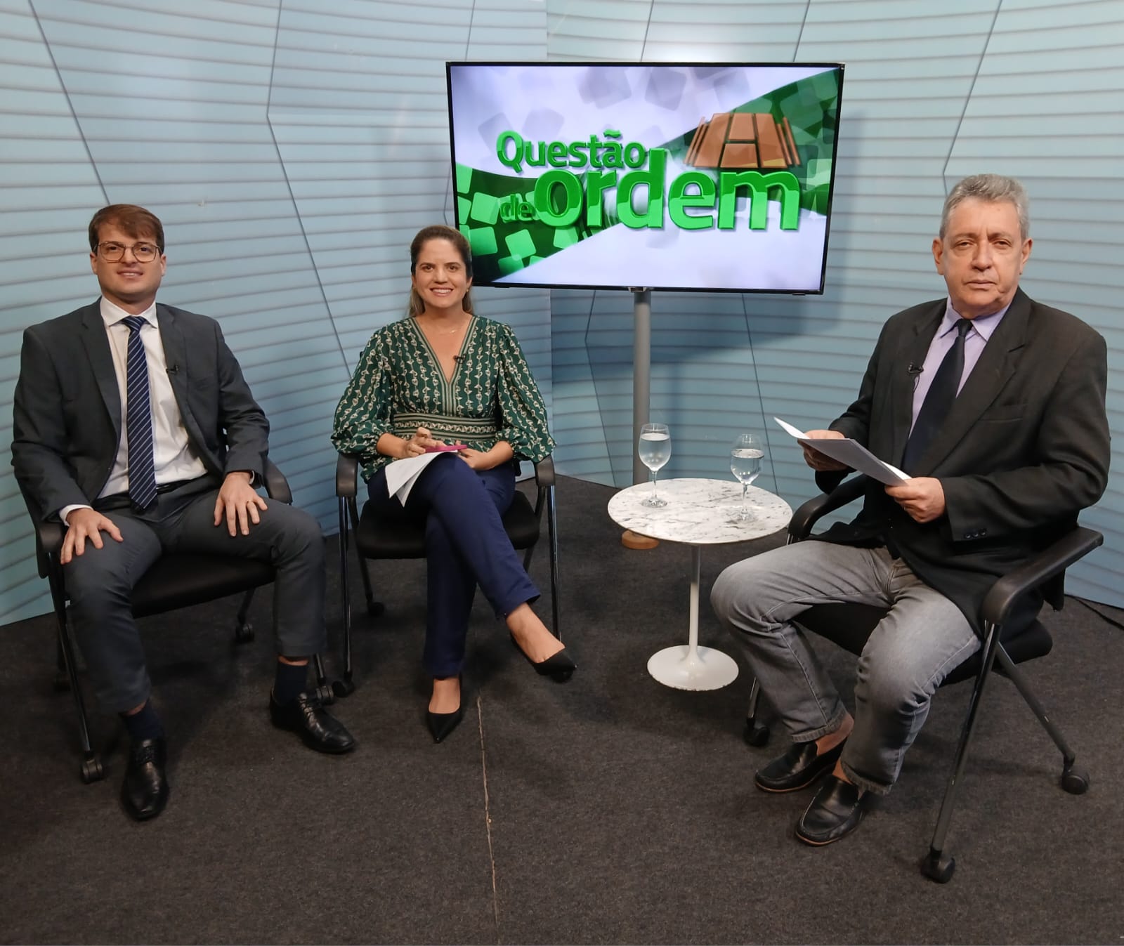 Rerison Viana, Mayra Thé e jornalista Renato Abreu