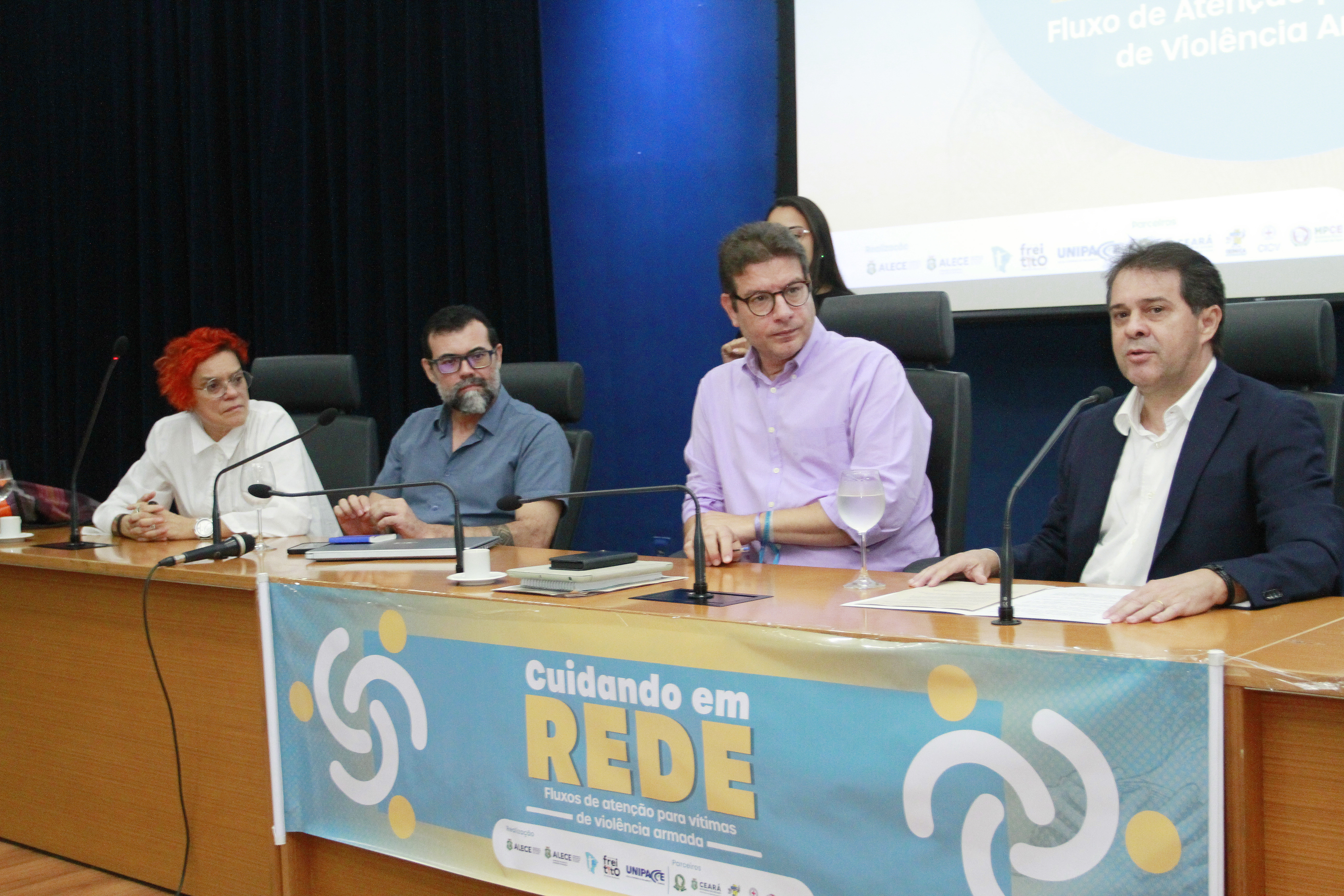 Alece debate violência armada e atendimento às vítimas no Ceará em seminário