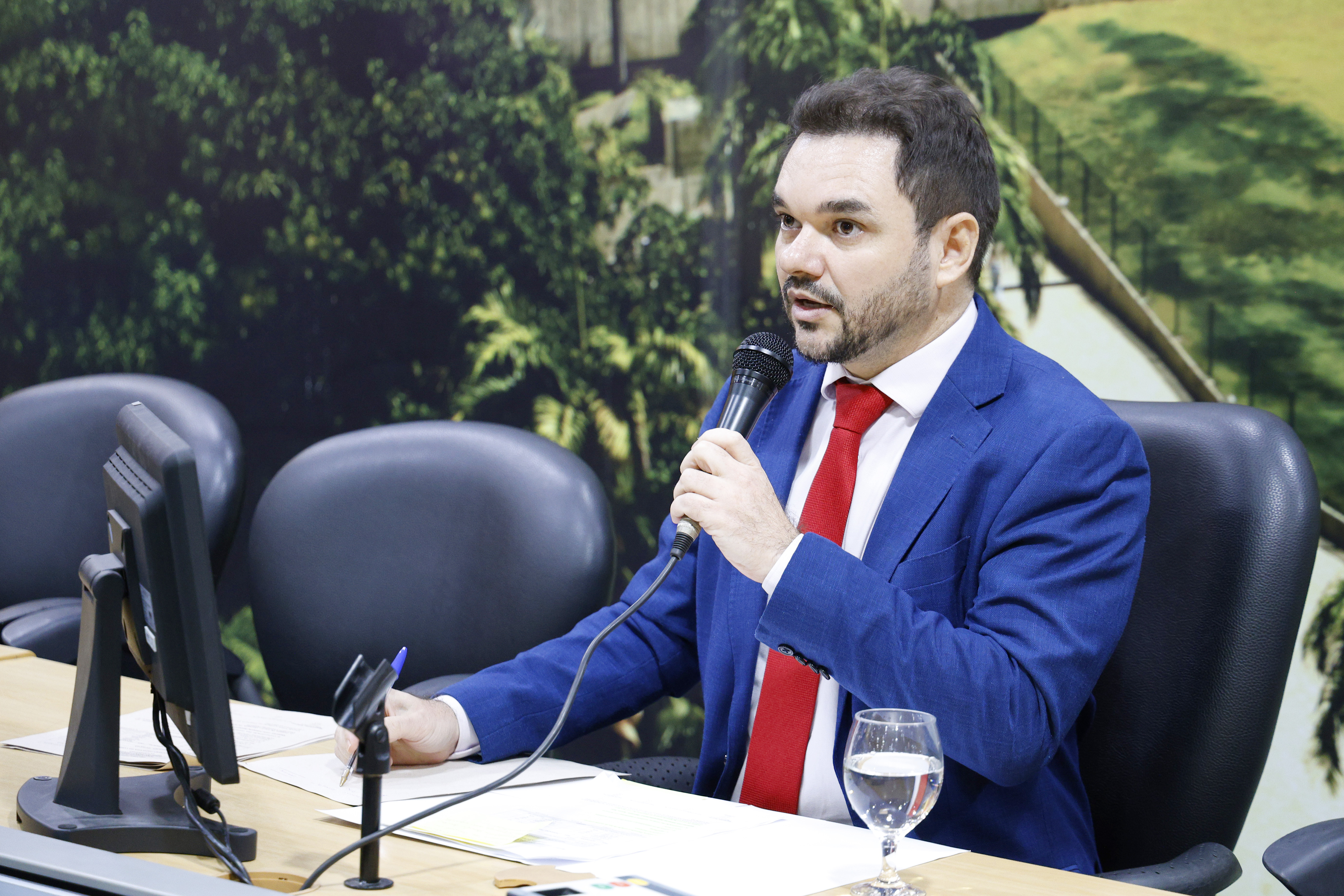 Seis projetos são aprovados pela Comissão da Previdência Social e Saúde