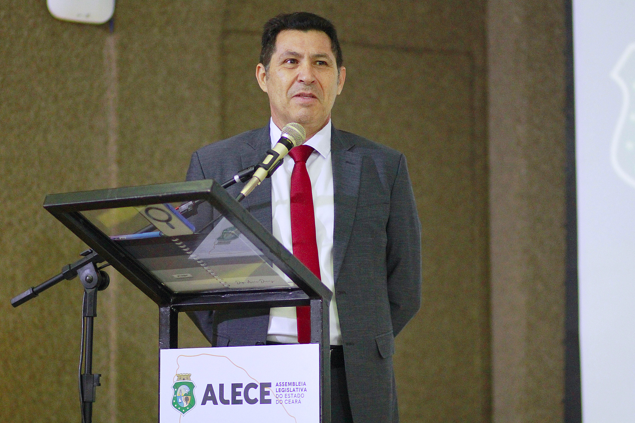 Deputado De Assis Diniz (PT)