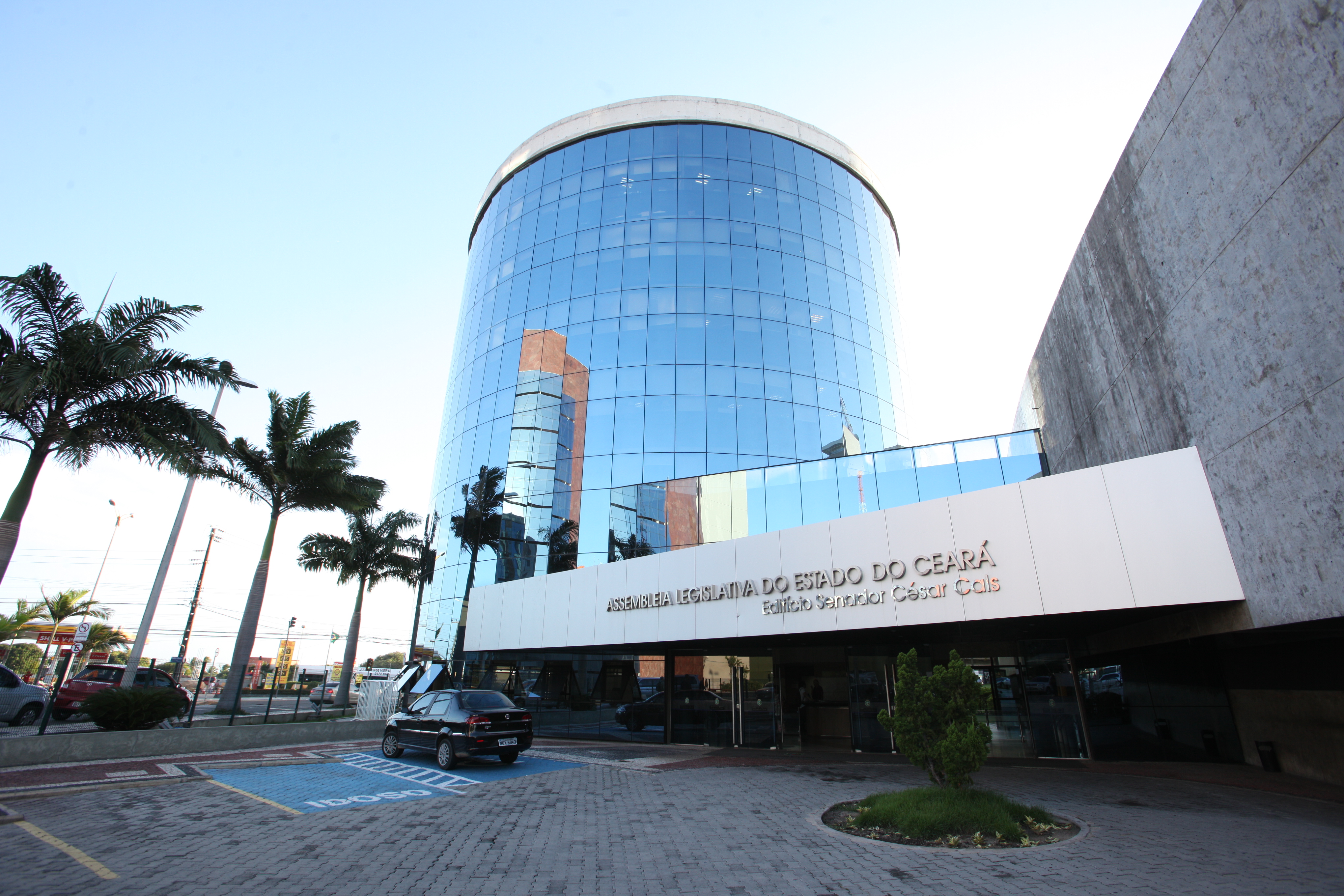 Sessão plenária e comissões da Alece funcionam em formato virtual nesta terça-feira