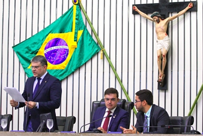 Leitura do expediente da sessão plenária desta terça-feira 