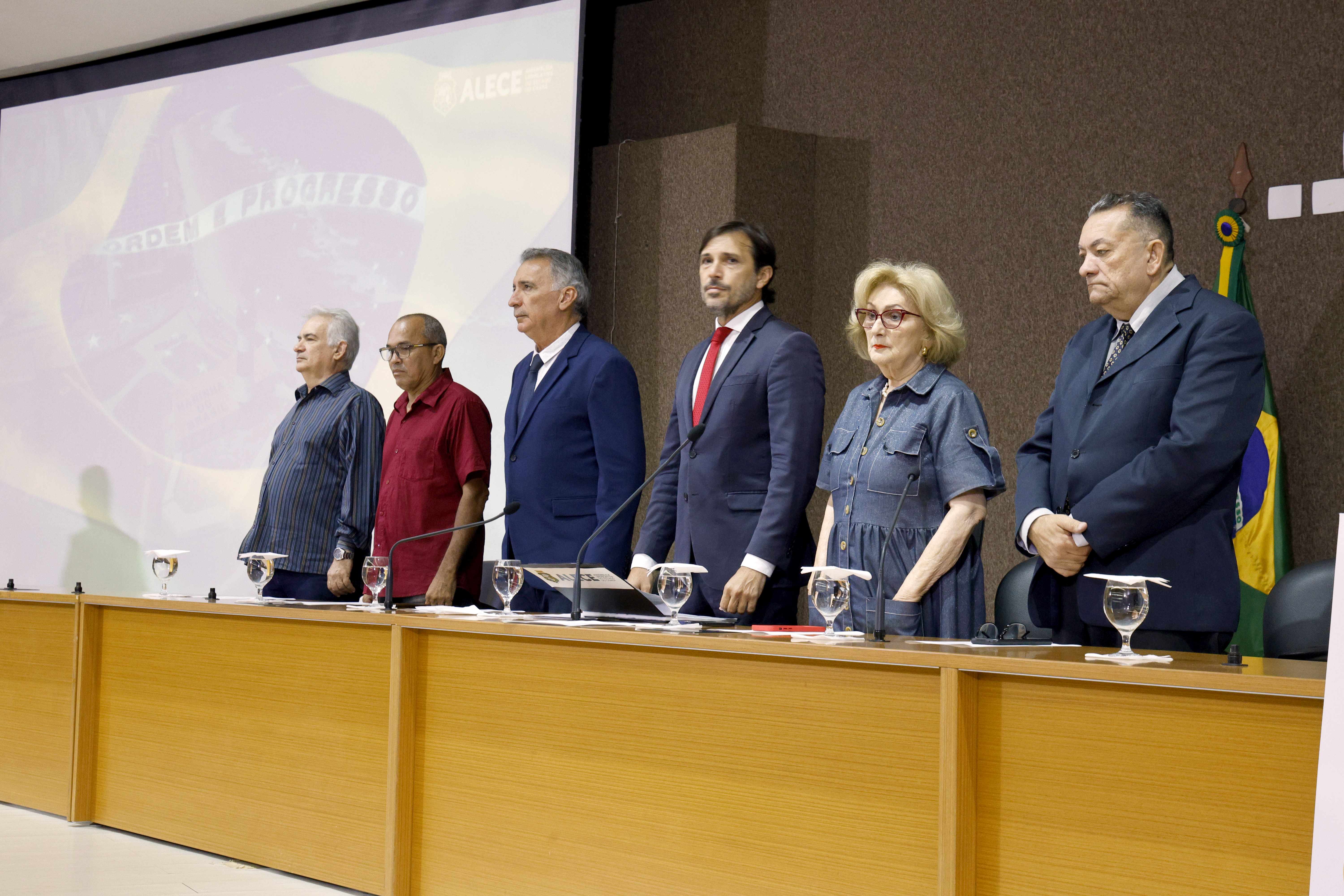 Sessão solene foi realizada no Auditório Deputado João Frederico Ferreira Gomes