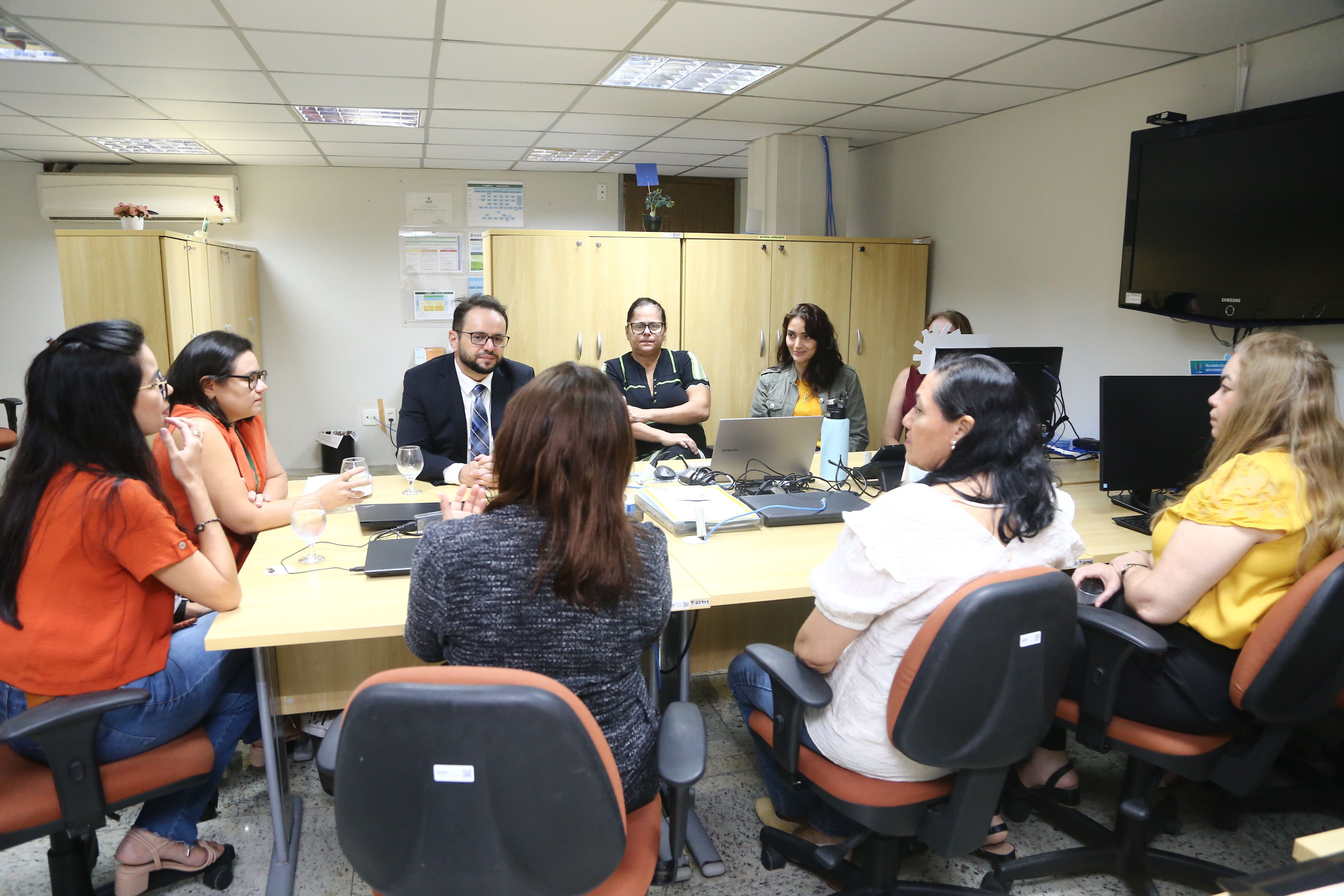 Comitiva da Assembleia Legislativa de Roraima visita a Alece para intercâmbio de experiências