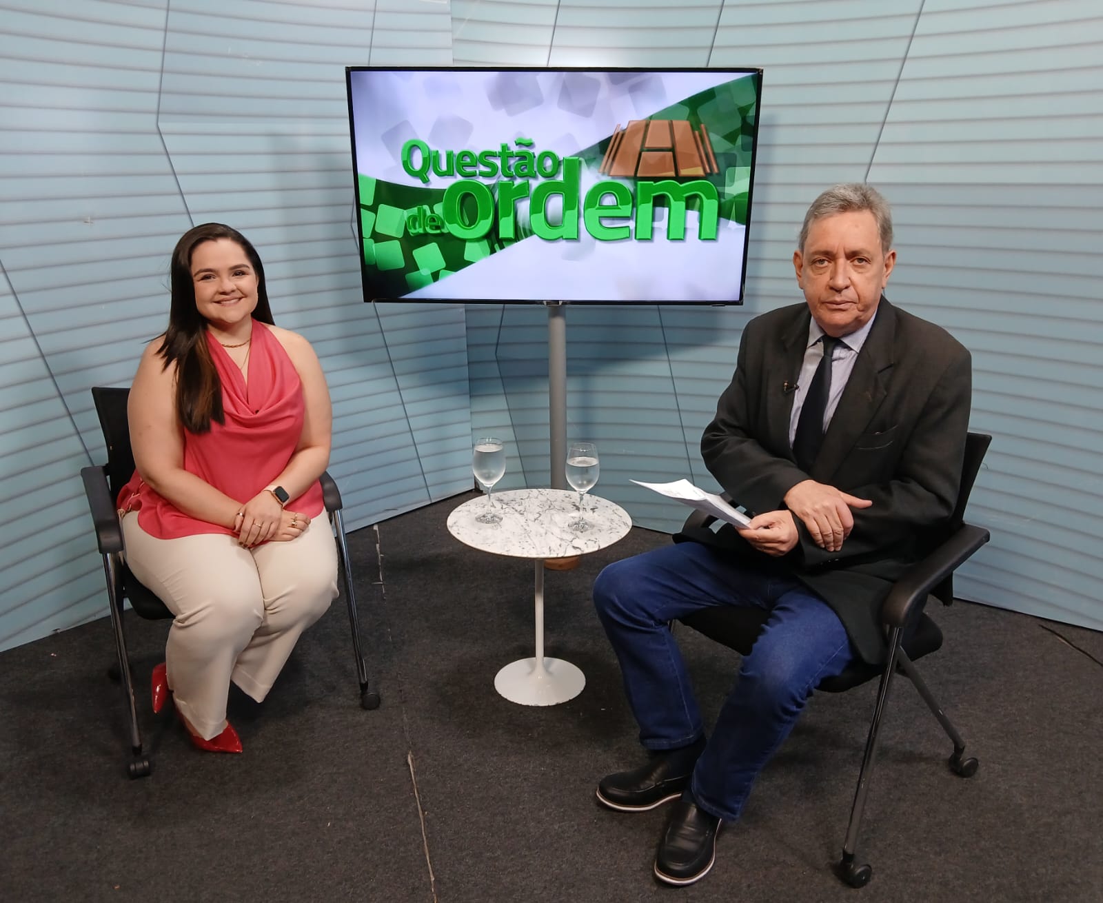 Médica Gabriela Brito e jornalista Renato Abreu