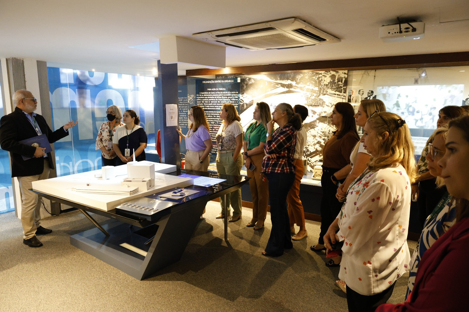 Projeto Sextou no Malce busca aproximar sociedade do Parlamento cearense