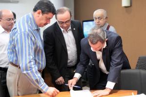 Dep. Jose Sarto assume a presidência da AL-CE