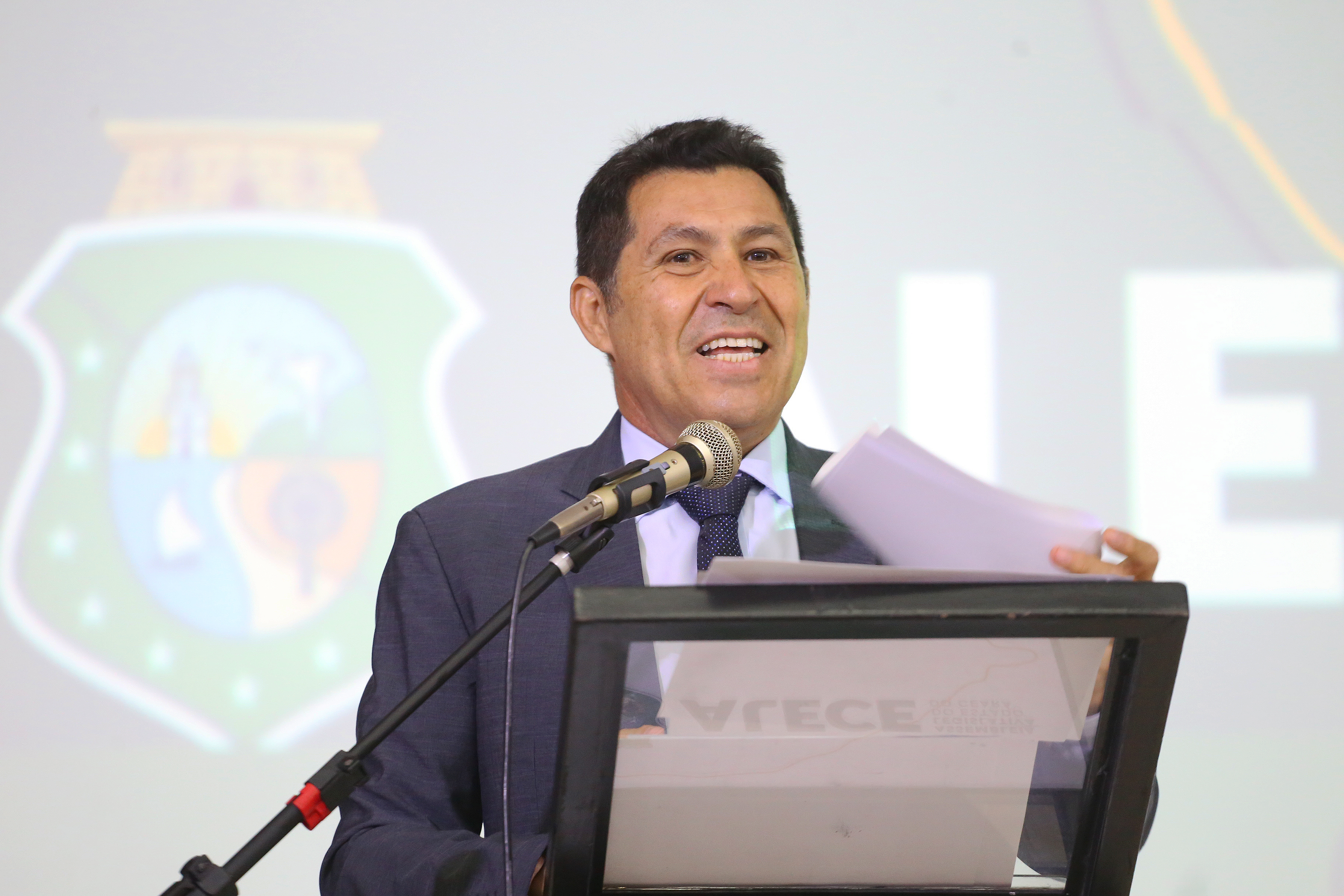 Dep. De Assis Diniz ( PT )