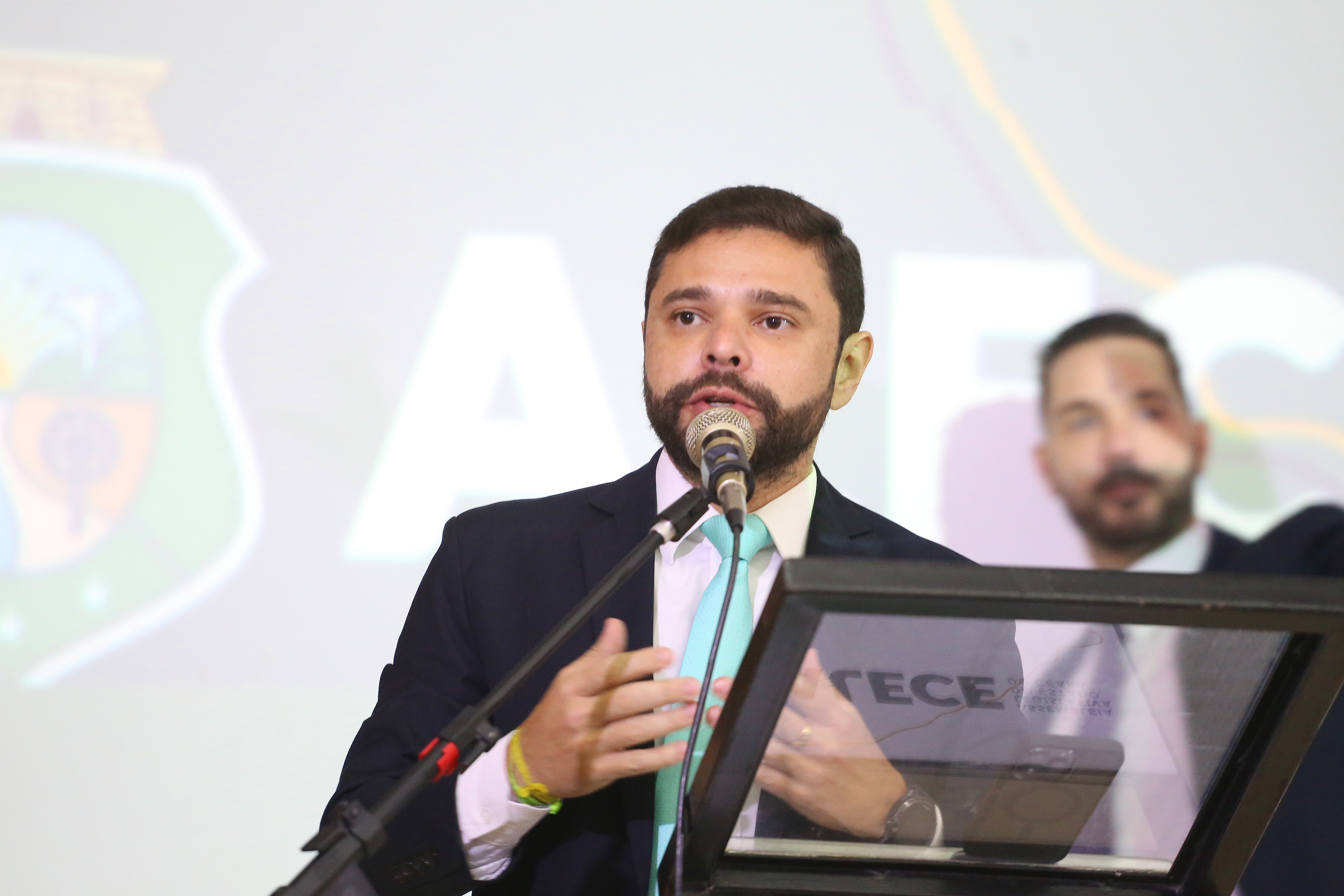 Dep. Júlio César Filho ( PT )