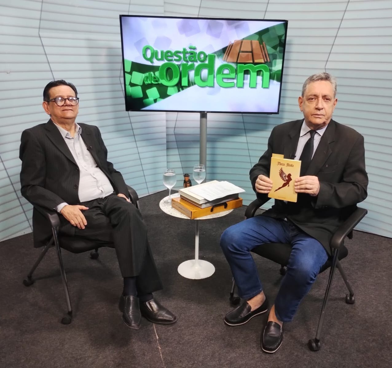 Jornalistas Francisco Bezerra e Renato Abreu