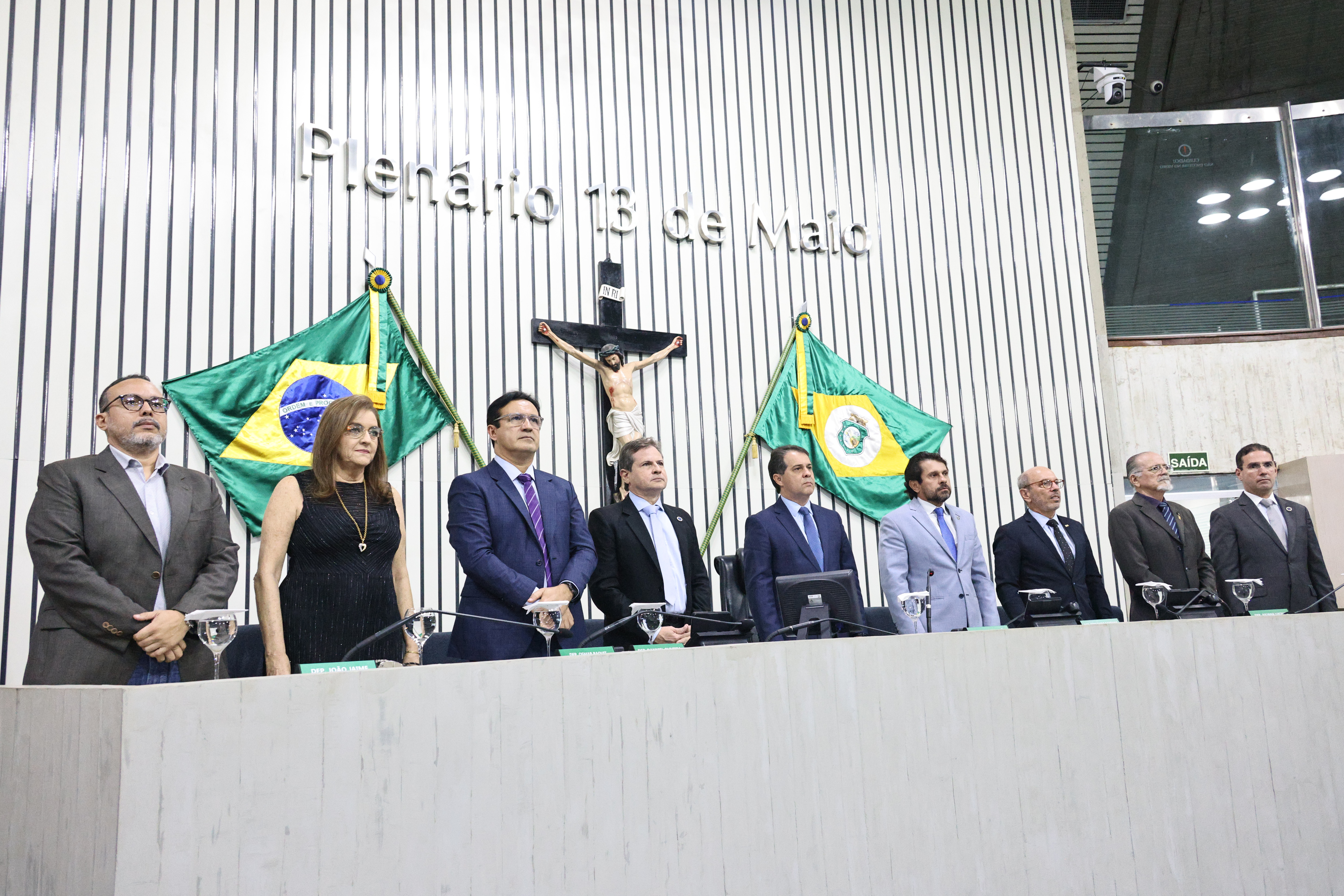 Alece ressalta capacidade de inovar da SVM Comunicação durante homenagem