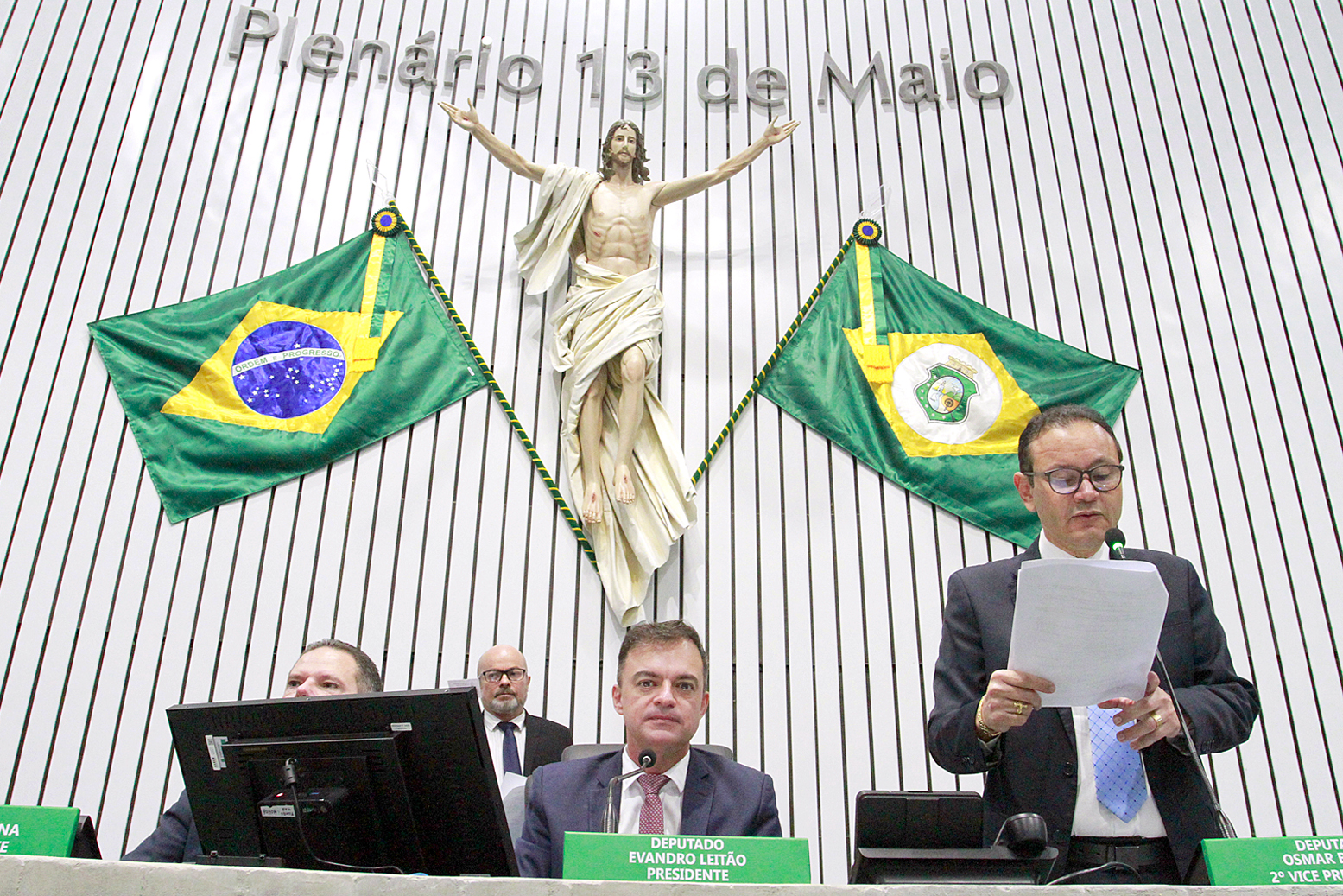 Leitura do expediente da sessão legislativa desta quinta-feira