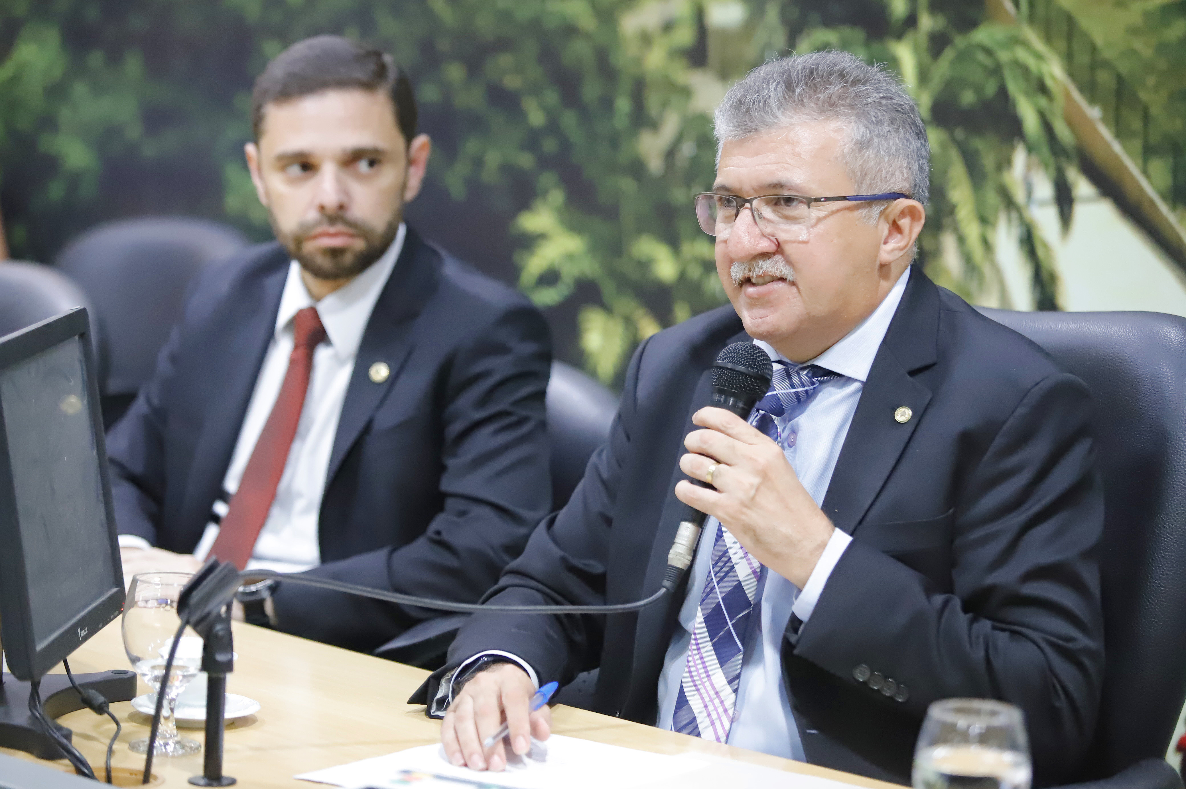 Comissão de Viação aprova um projeto do Executivo e sete de deputados