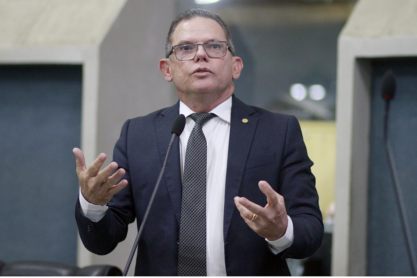 Deputado Lucinildo Frota (PDT)