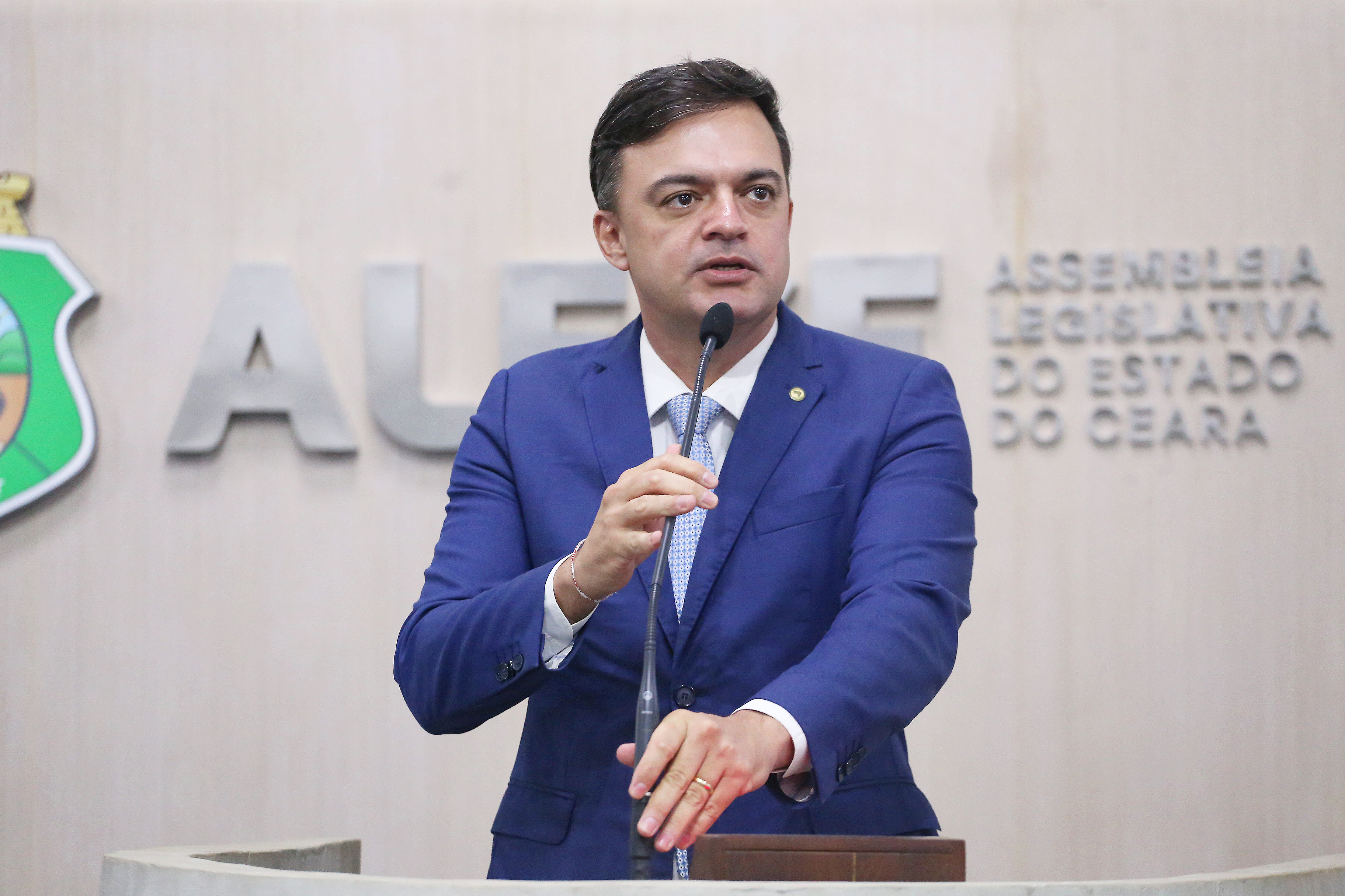 Deputado Fernando Santana (PT)