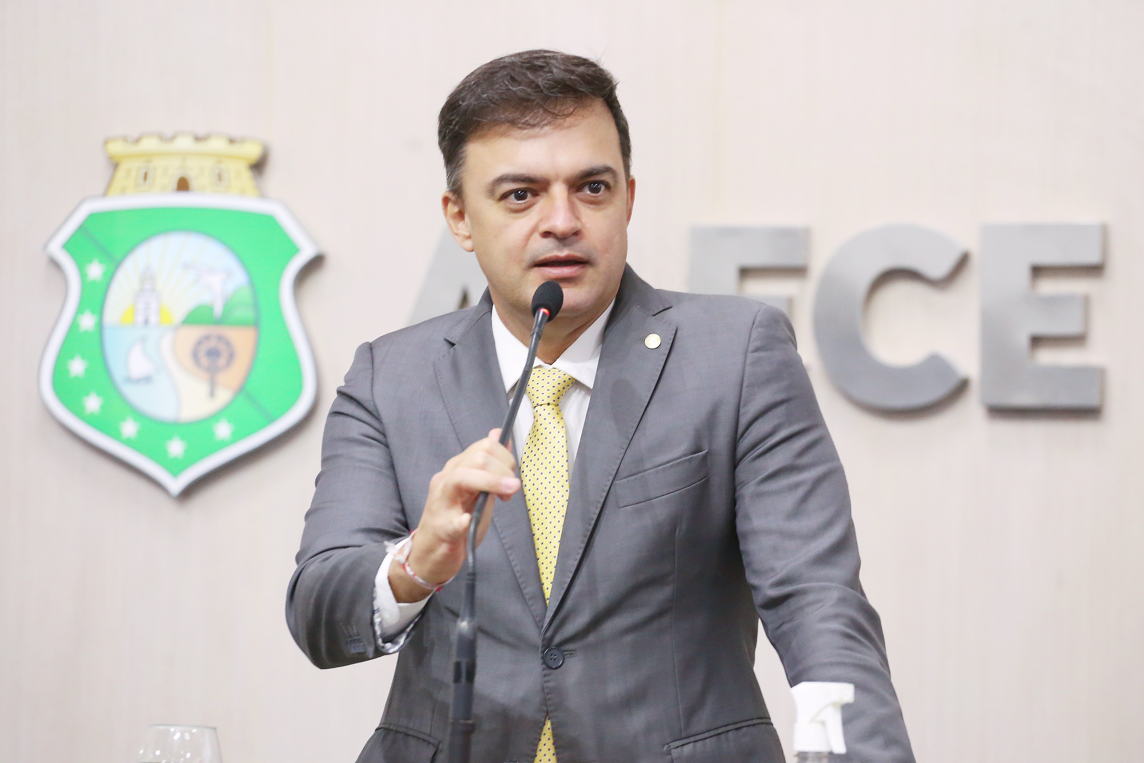 Deputado Fernando Santana (PT)
