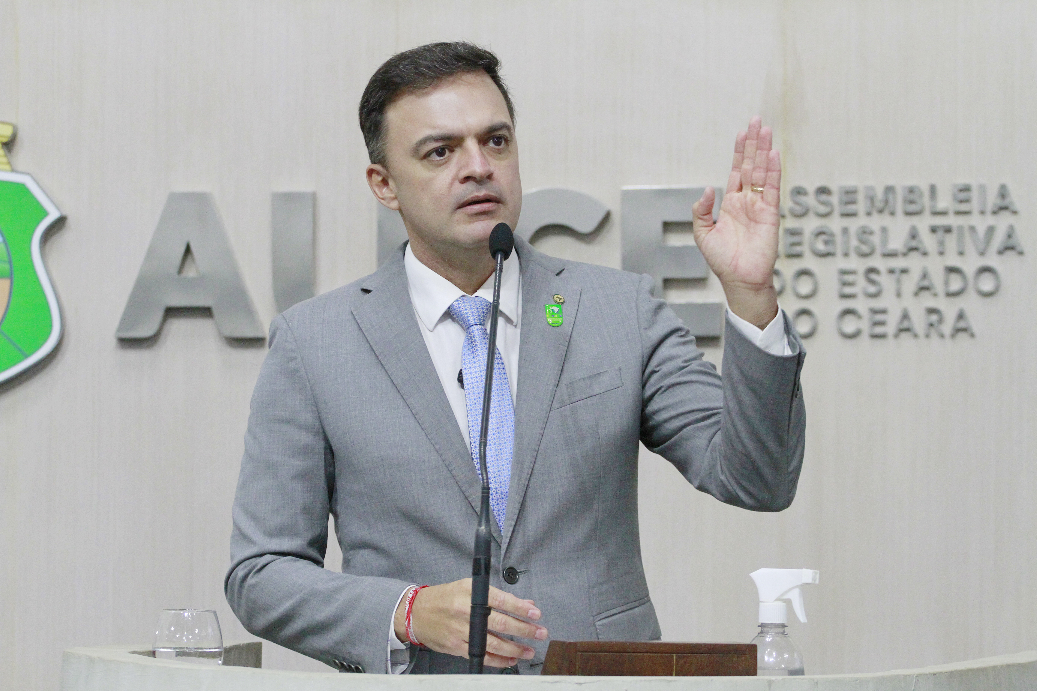Deputado Fernando Santana (PT)