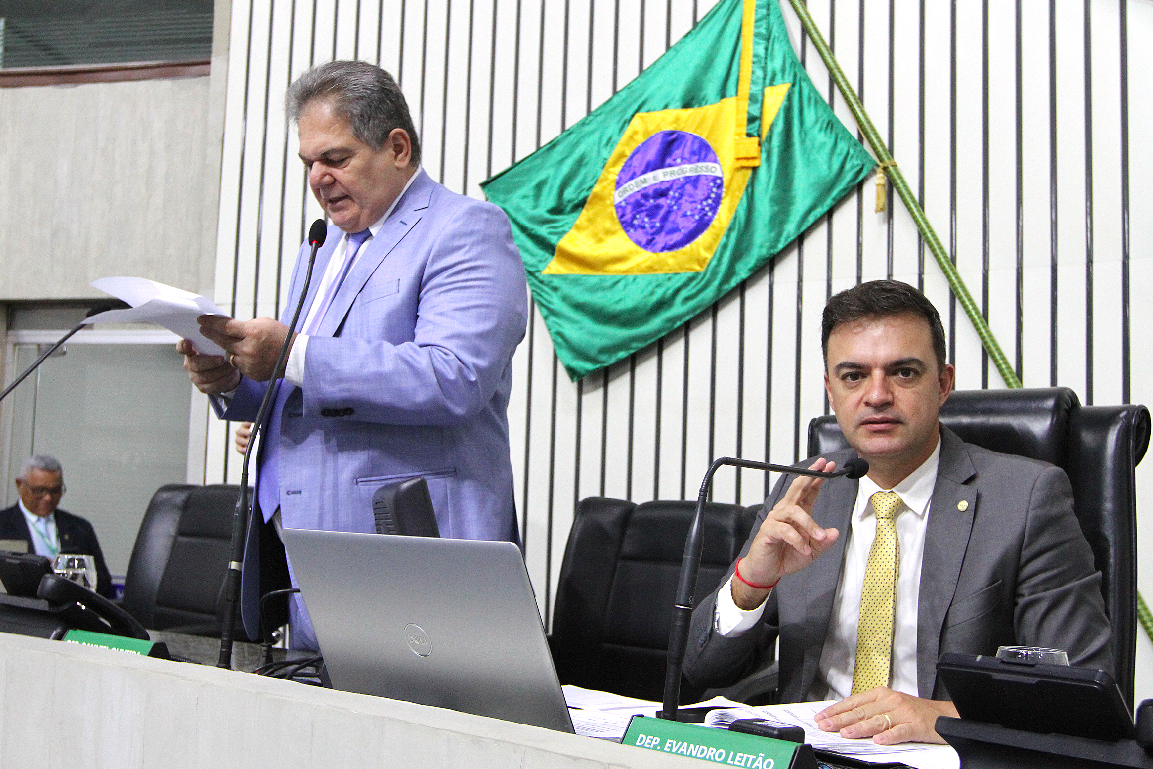 Abertura dos trabalhos da sessão legislativa desta terça-feira