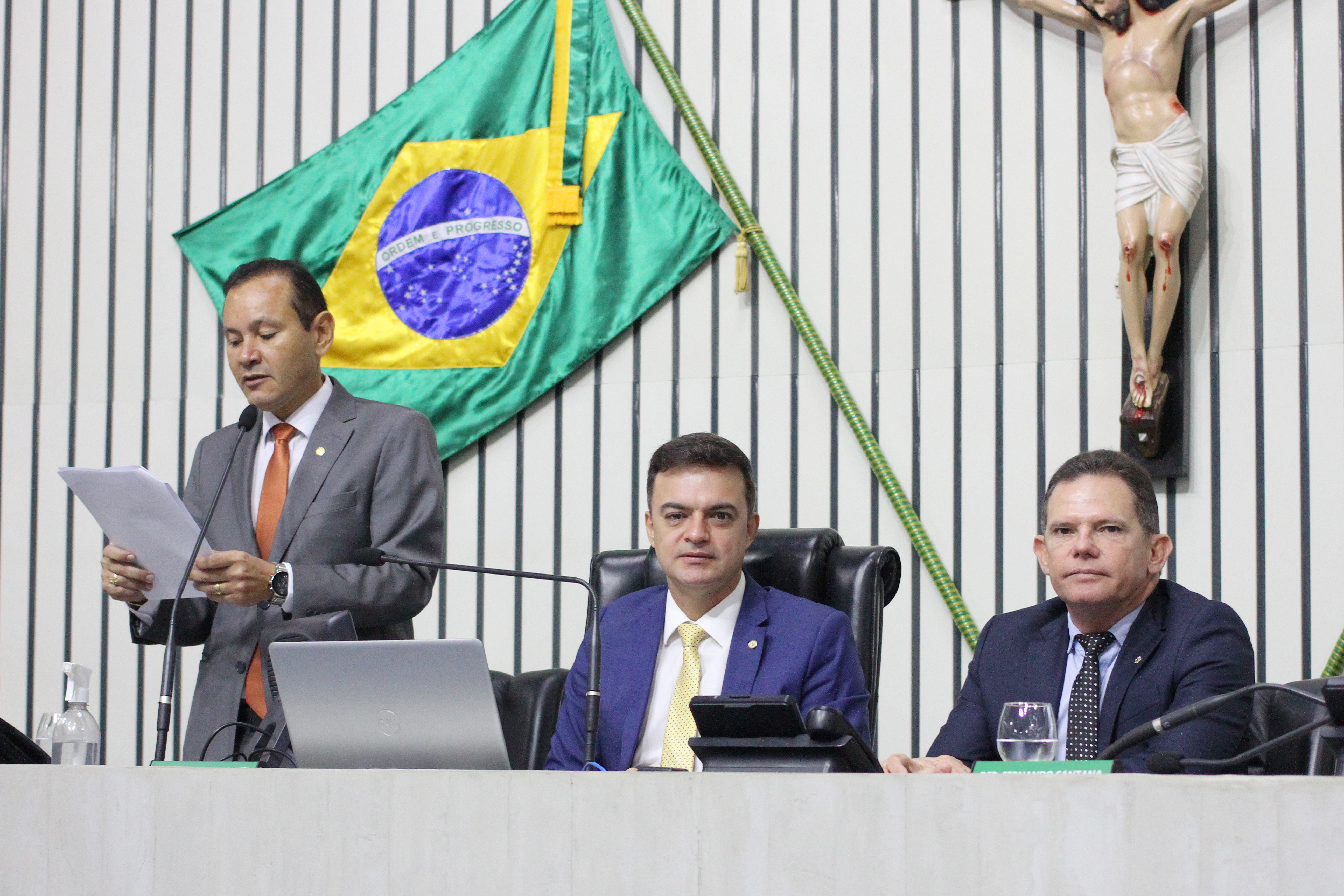 Abertura dos trabalhos da sessão legislativa desta terça-feira