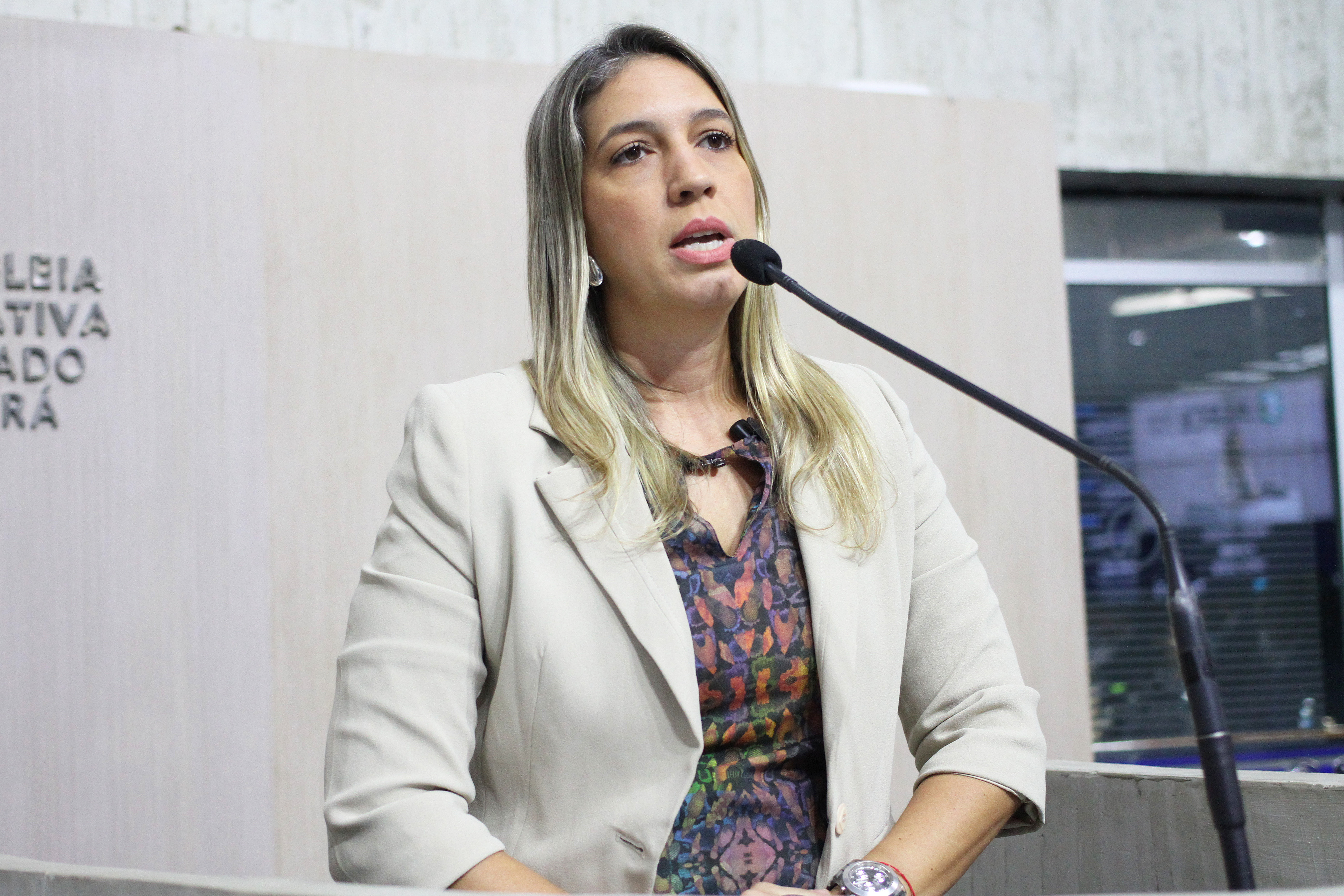 Deputada Larissa Gaspar (PT)