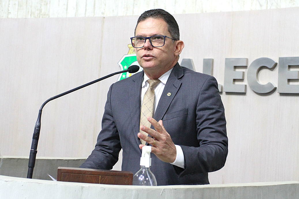 Deputado Lucinildo Frota (PMN)