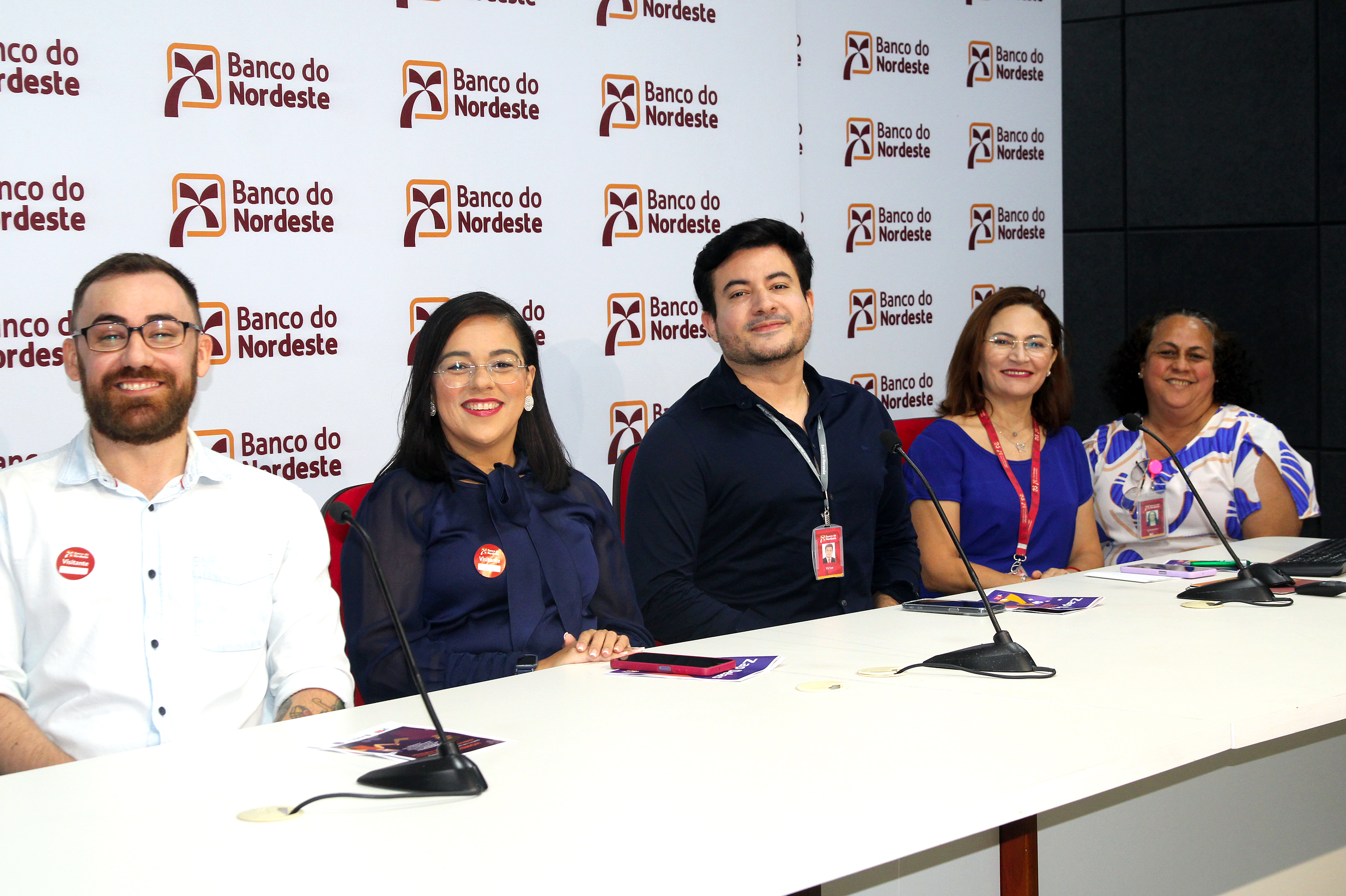 Campanha 21 Dias de Ativismo pelo Fim da Violência Contra a Mulher, realizada no Centro Administrativo Getúlio Vargas, do Banco do Nordeste (BNB)