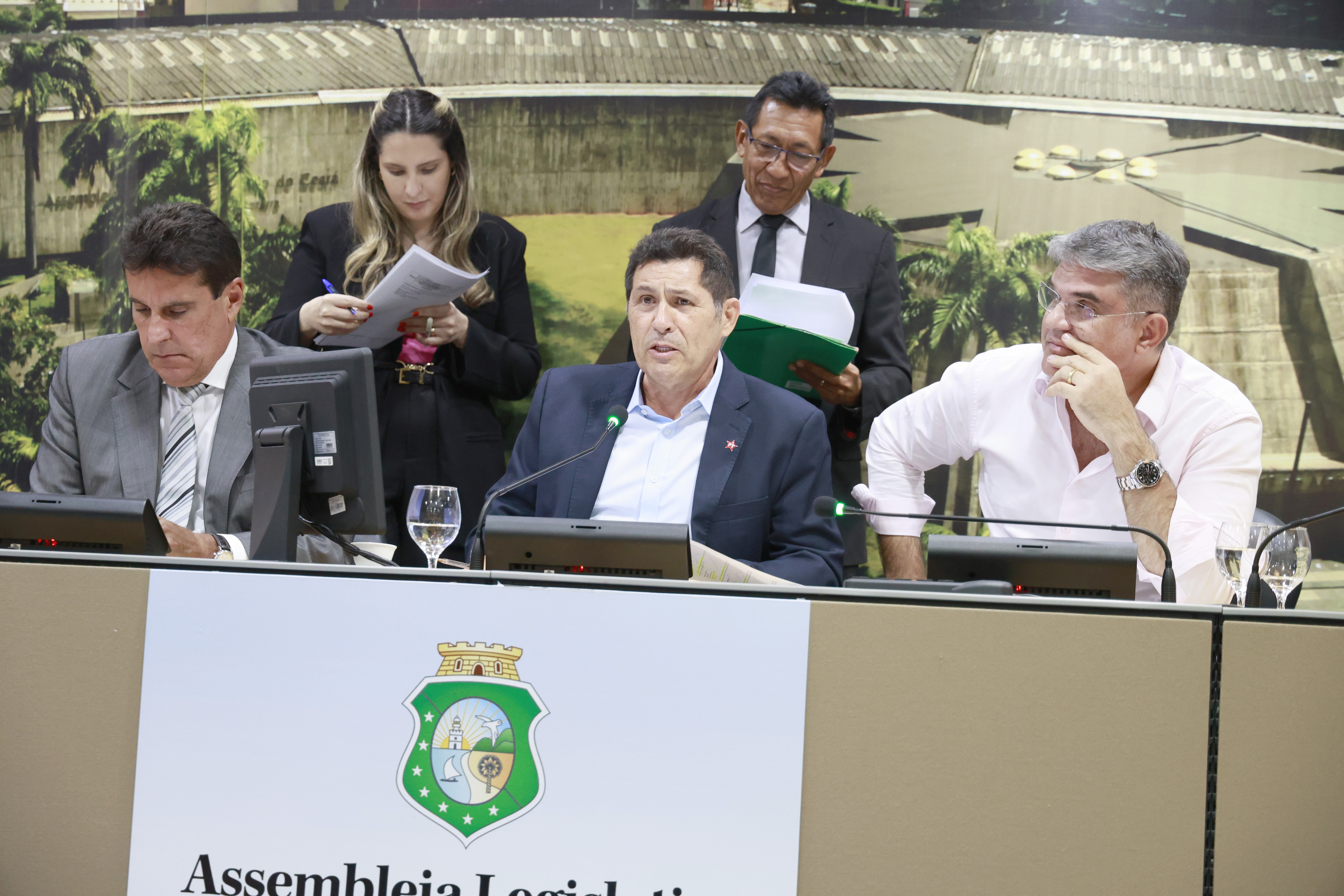 CCJR aprova 29 projetos de parlamentares em reunião nesta terça-feira