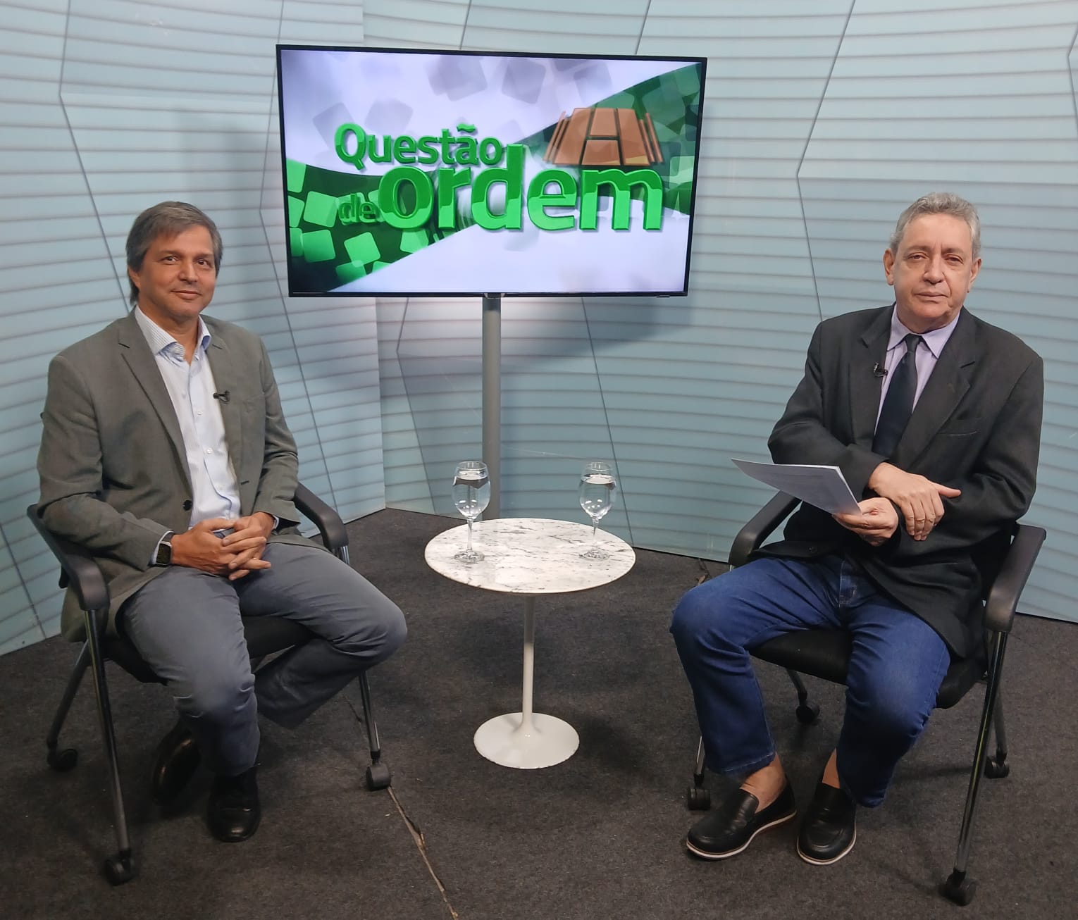 Advogado Rômulo Alexandre Soares e jornalista Renato Abreu