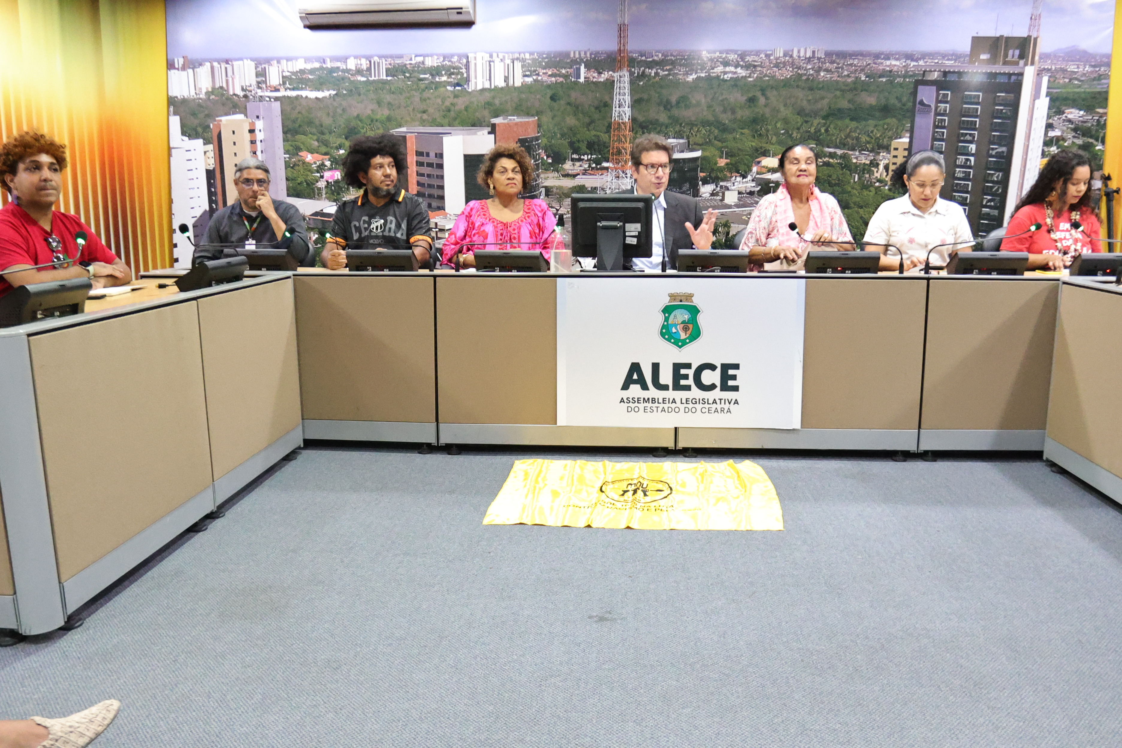 Ações de combate ao racismo no CE são debatidas em audiência pública na Alece