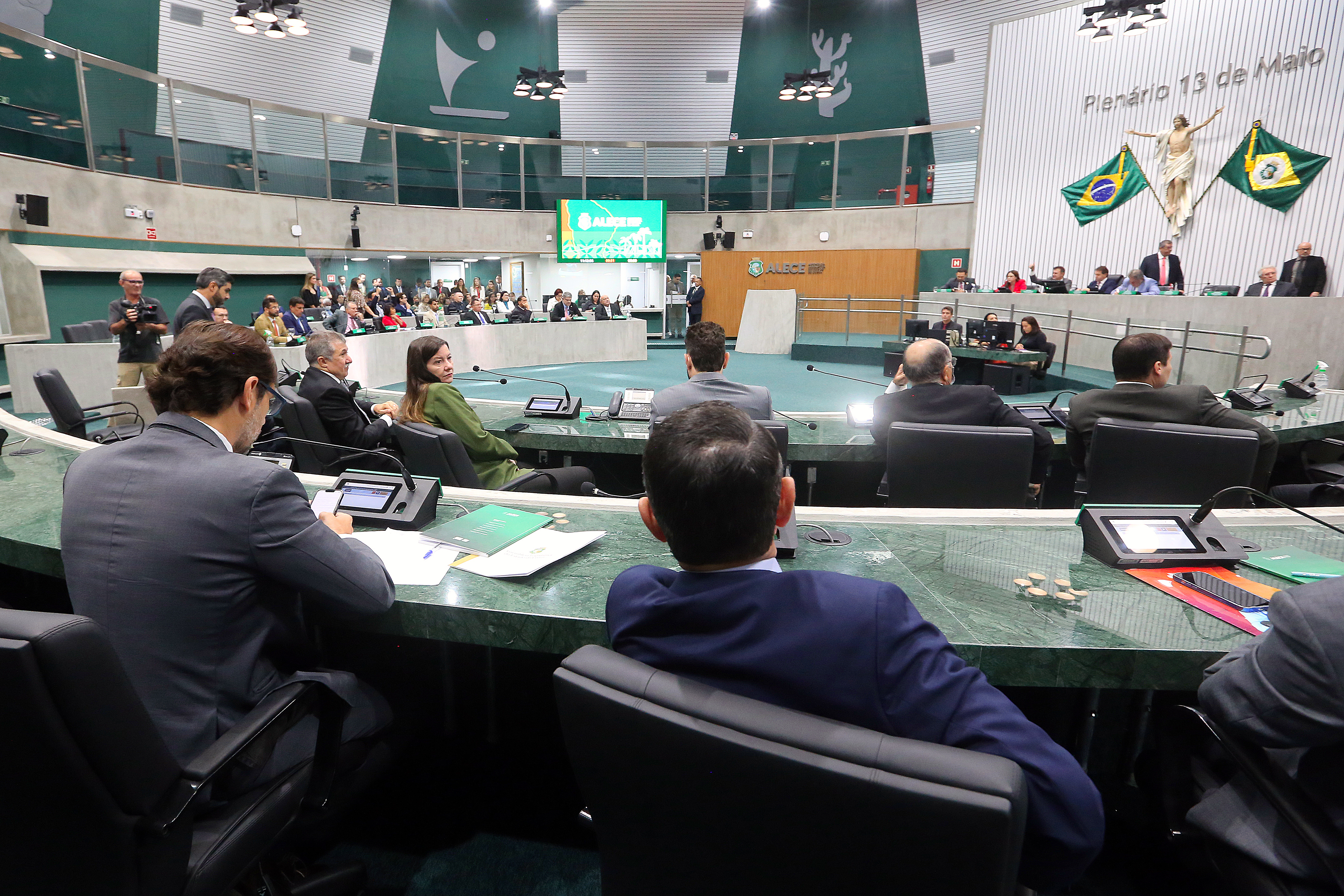 Sessão especial para votar o nome de Onélia Maria Moreira Leite de Santana para a vaga de conselheira do TCE-CE
