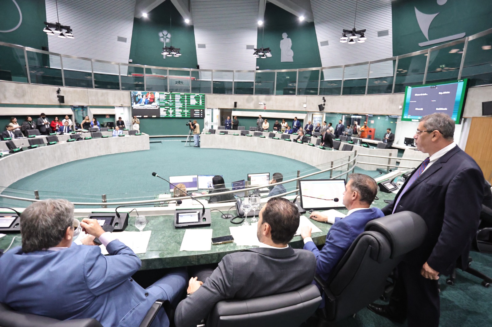 Alece aprova prestação de contas do Governo do Estado relativa a 2023 e mais quatro projetos