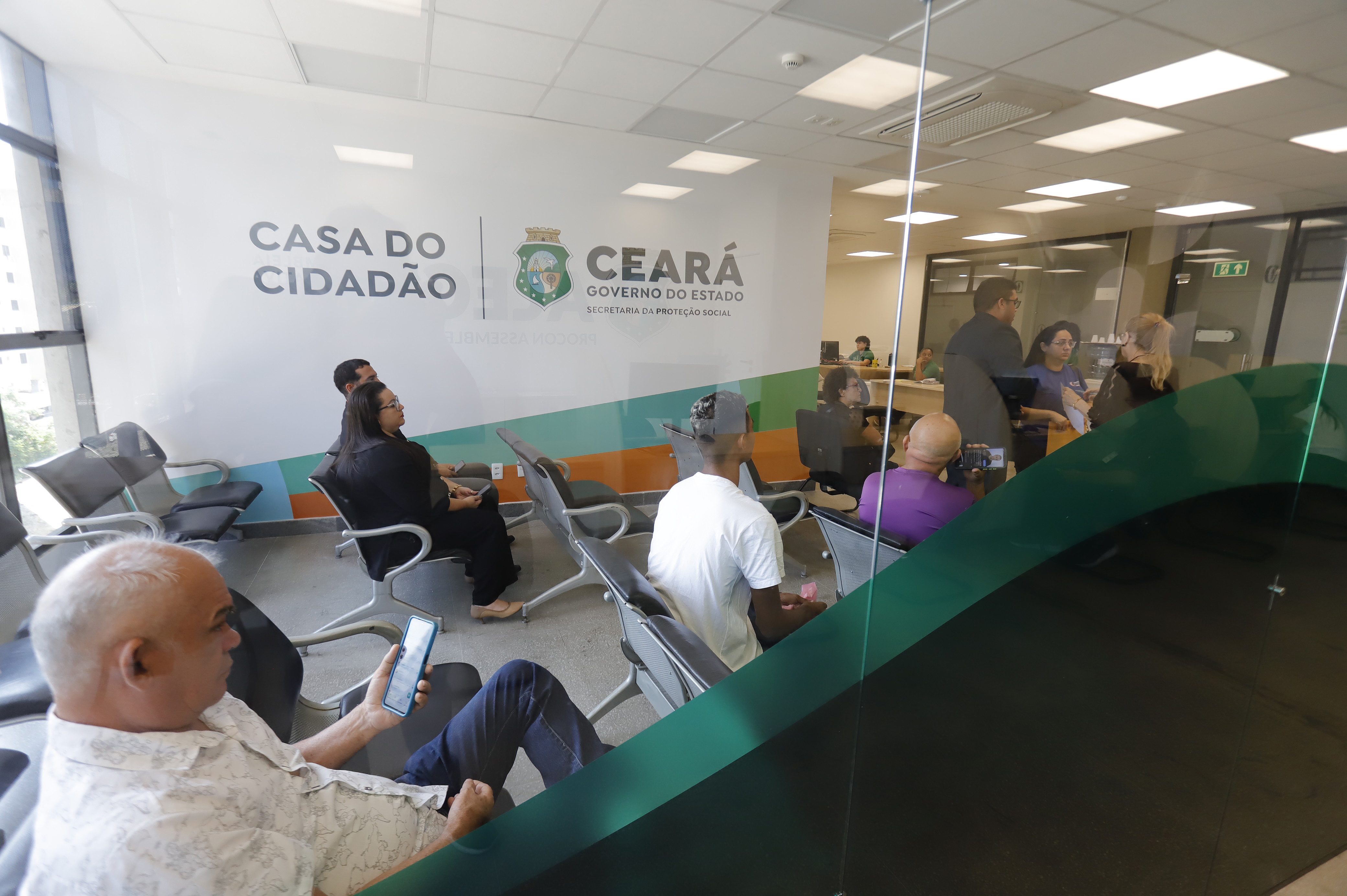 Alece estreita laços com a população em 2024 com serviços de cidadania e empreendedorismo