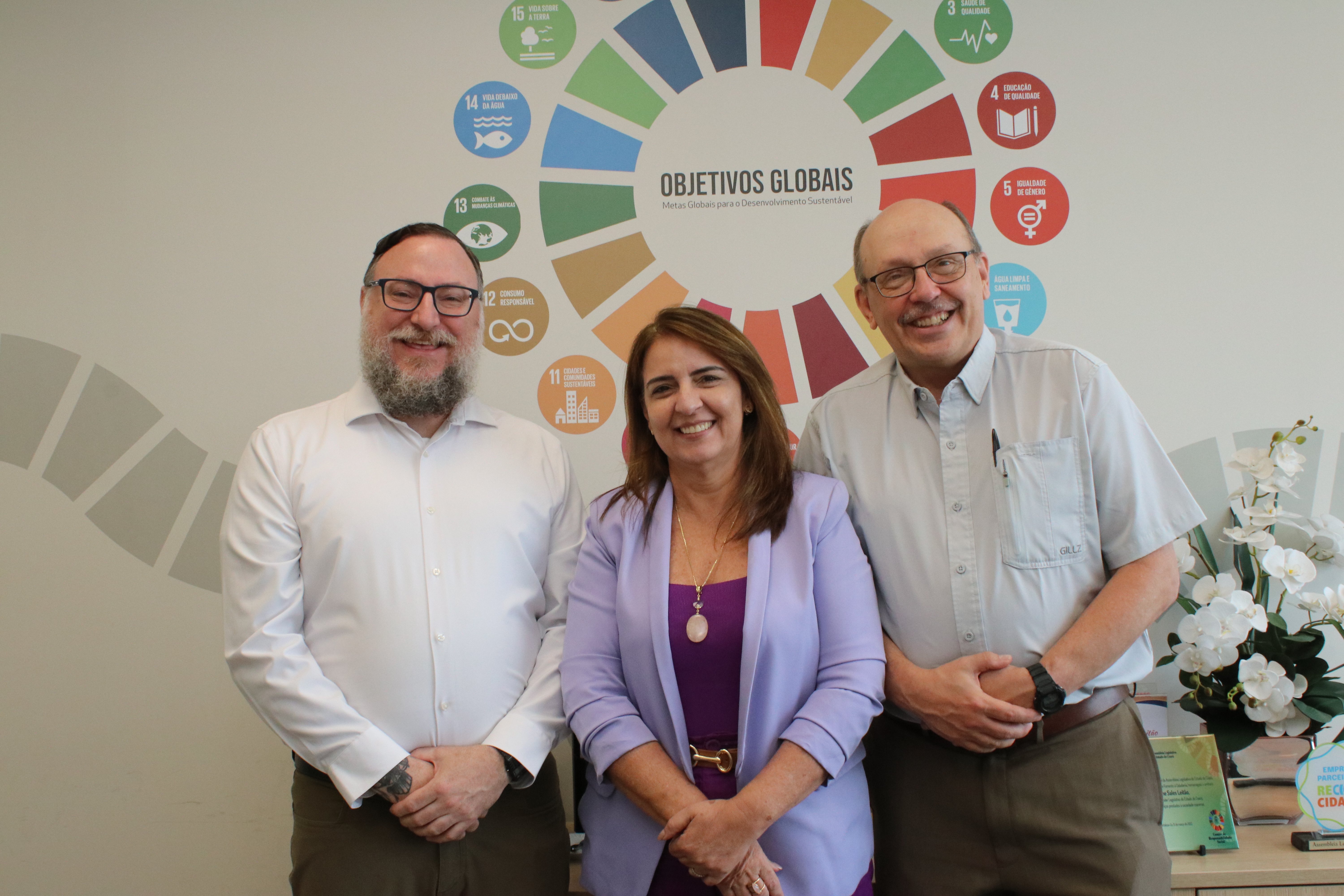 Alece recebe visita de professores de universidade estadunidense