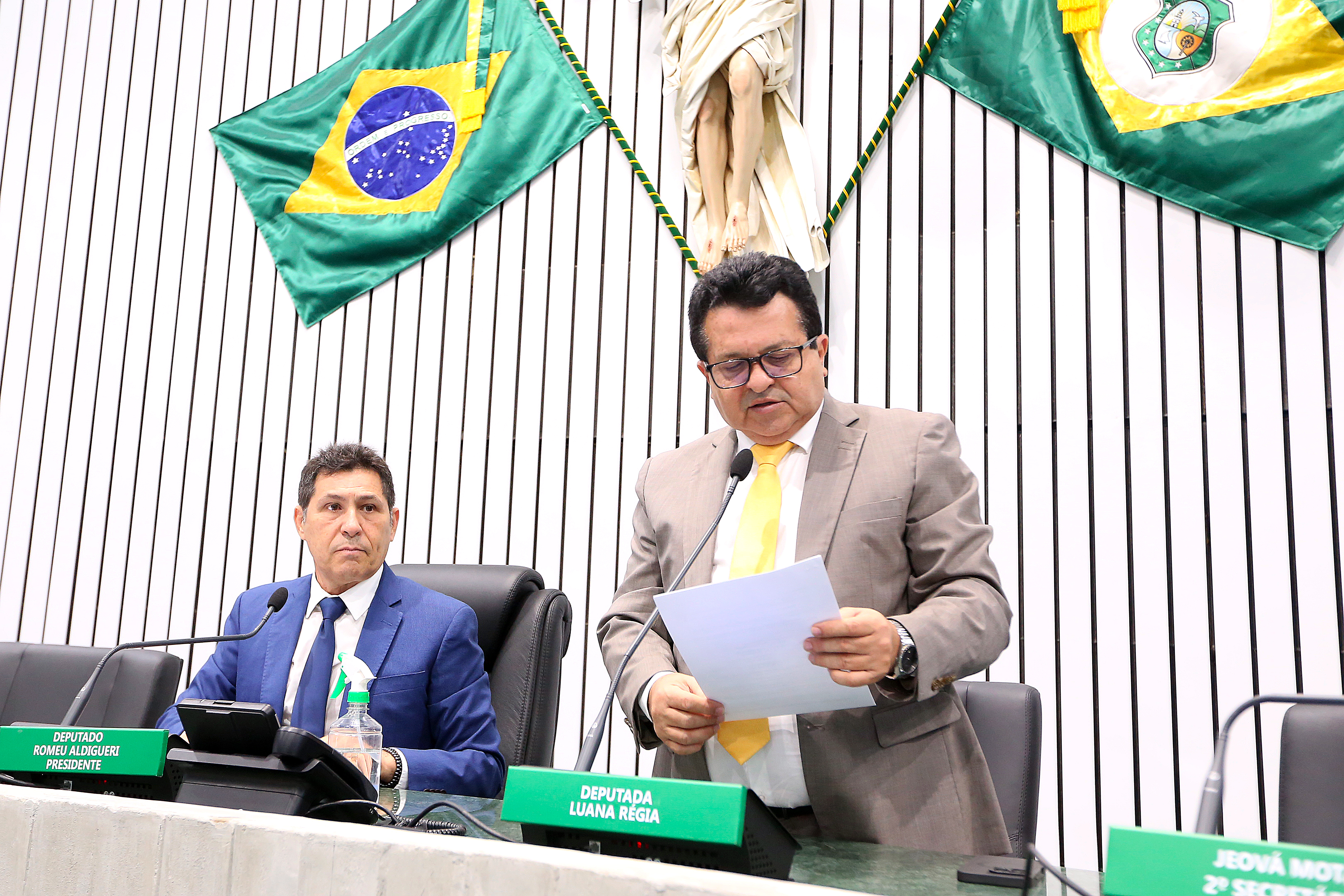 Leitura do expediente da sessão legislativa desta quinta-feira