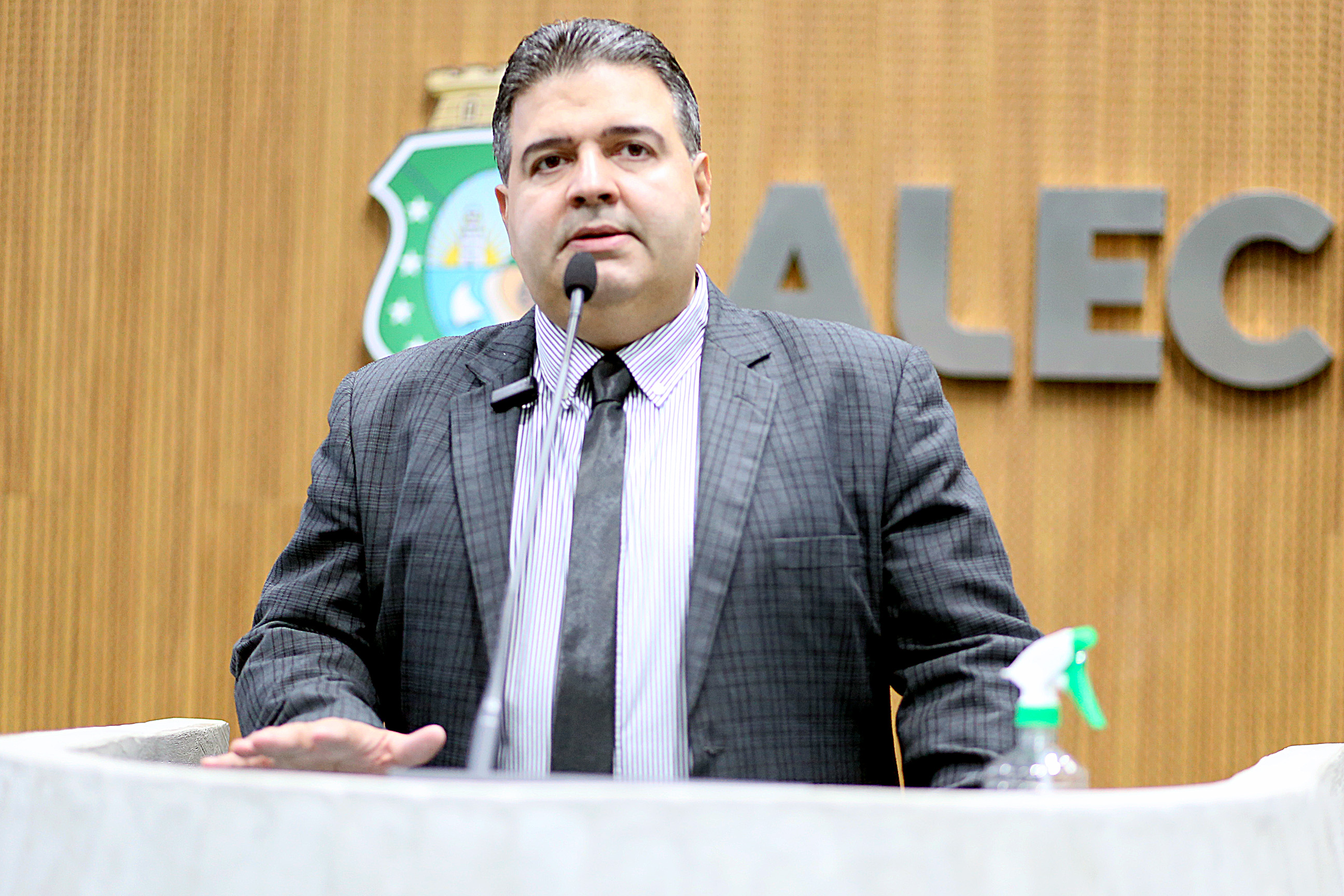 Deputado Felipe Mota (União)