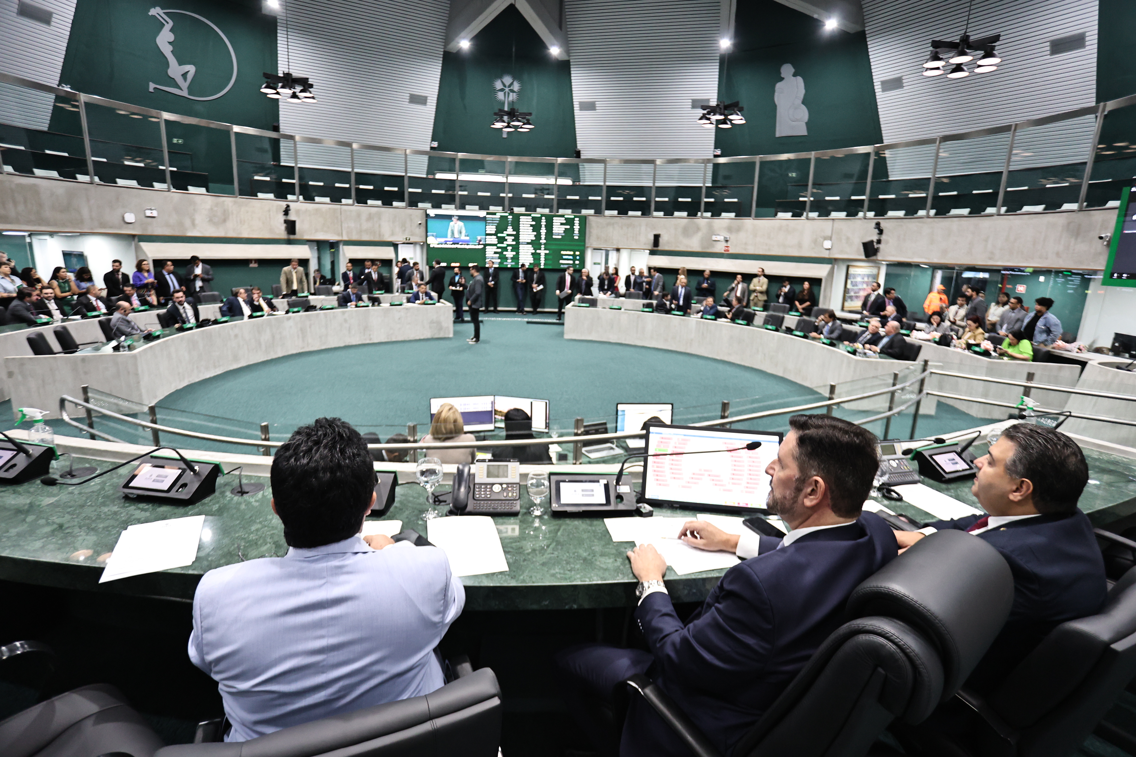 Votação ocorreu durante a sessão plenária desta terça-feira (11/03)