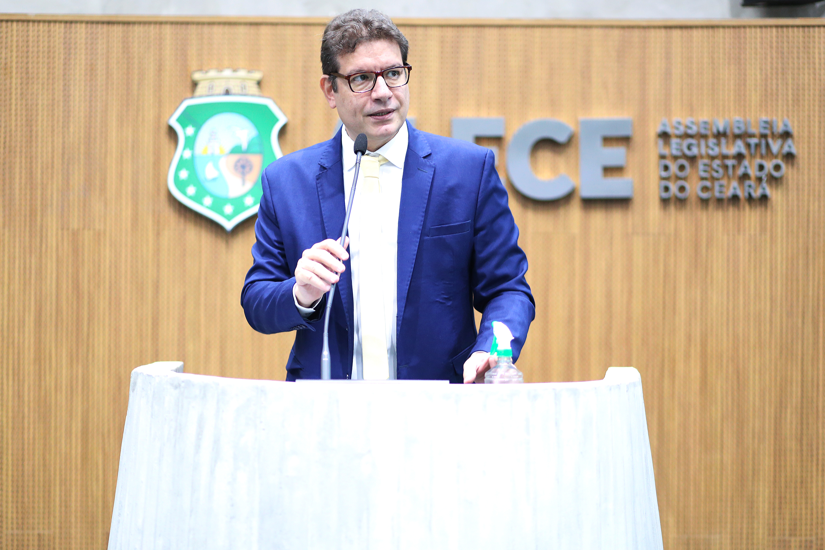 Deputado Renato Roseno