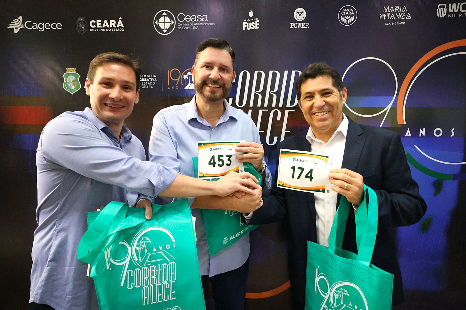 Deputado Marcos Sobreira (PSB), o presidente da Alece, Romeu Aldigueri (PSB) e o primeiro-secretário da Casa, deputado De Assis Diniz (PT)