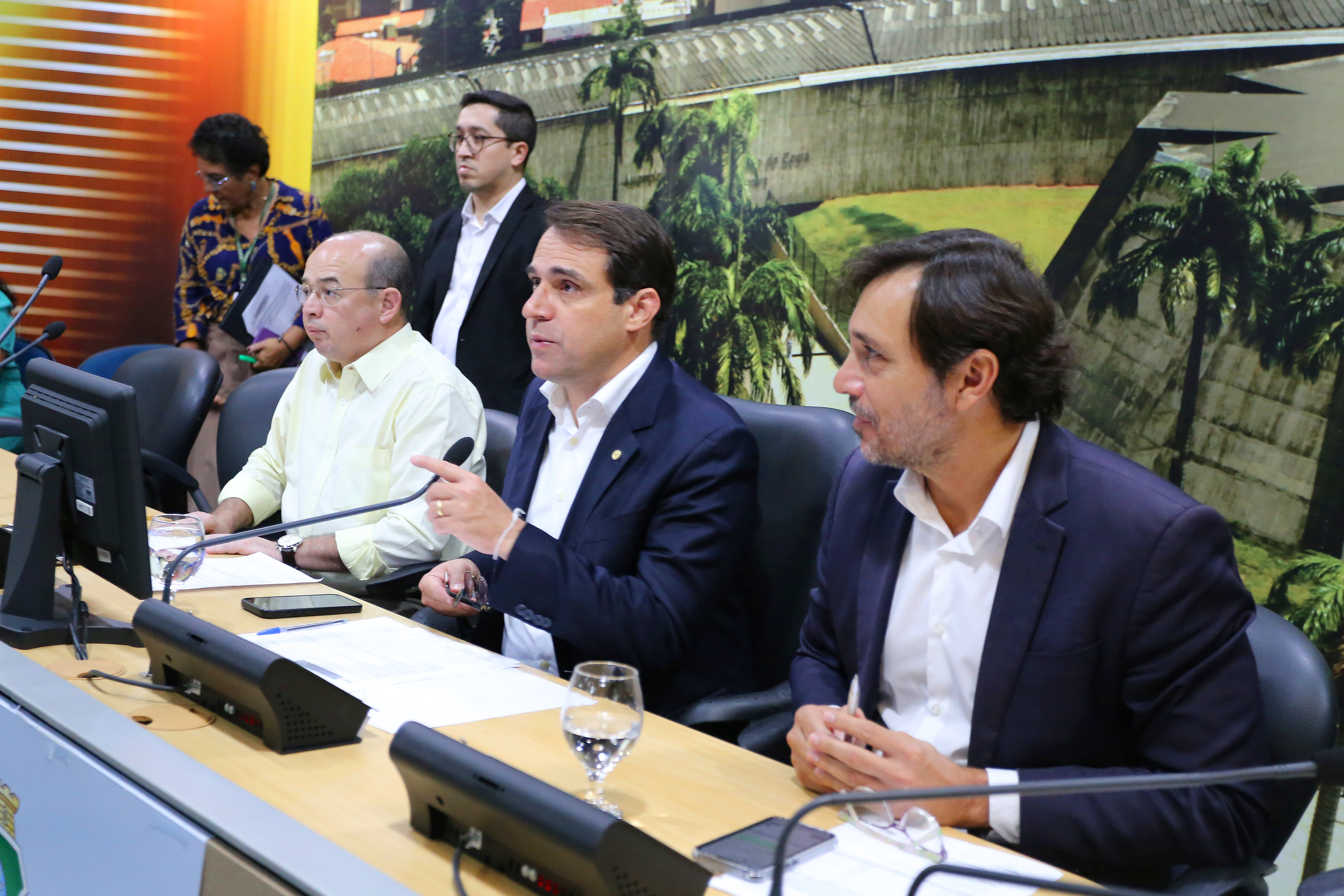 Reunião foi realizada na tarde desta terça-feira (08/04), no Complexo de Comissões Técnicas da Alece