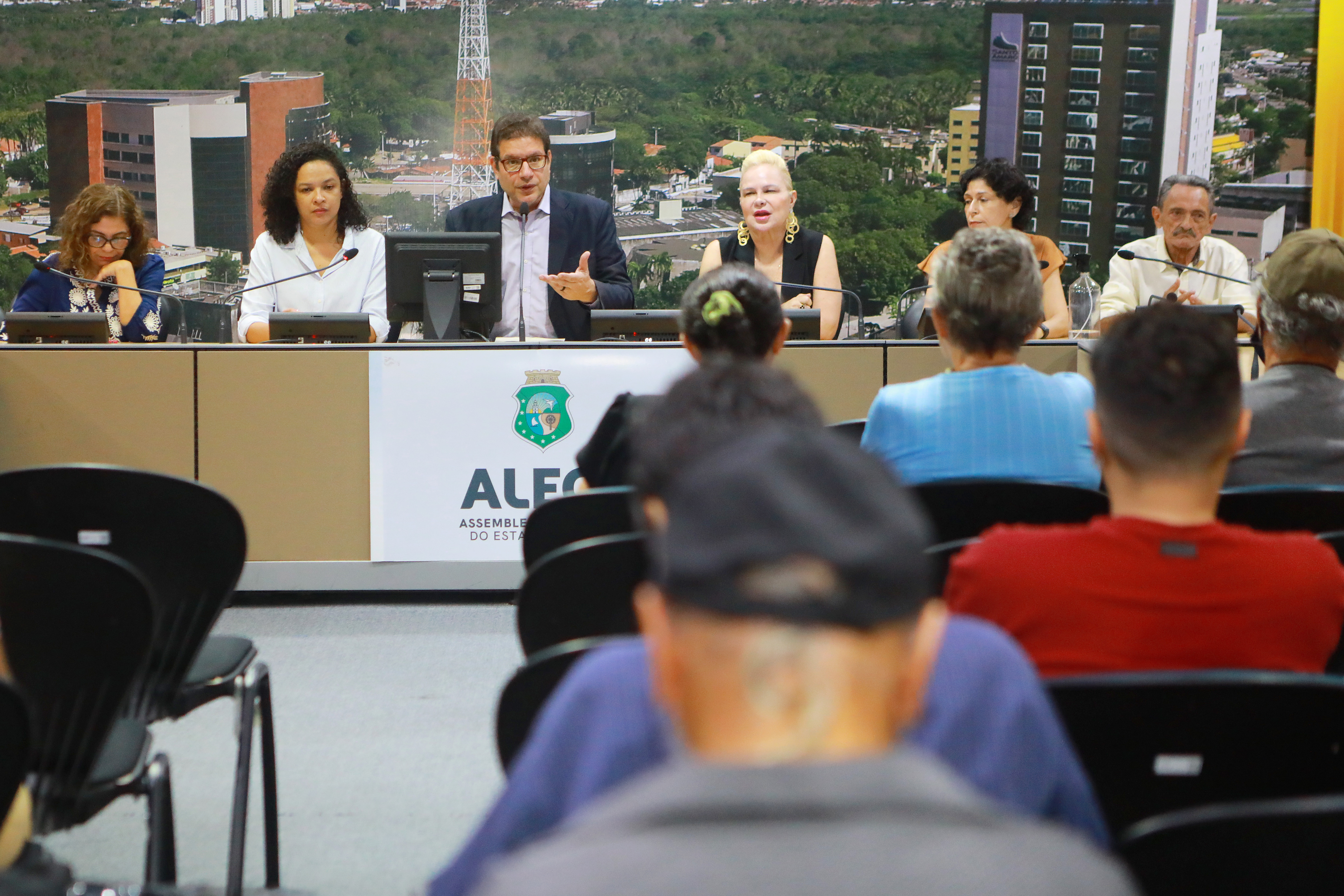 Audiência foi realizada nesta segunda-feira(12/05) no Complexo de Comissões Técnicas da Alece